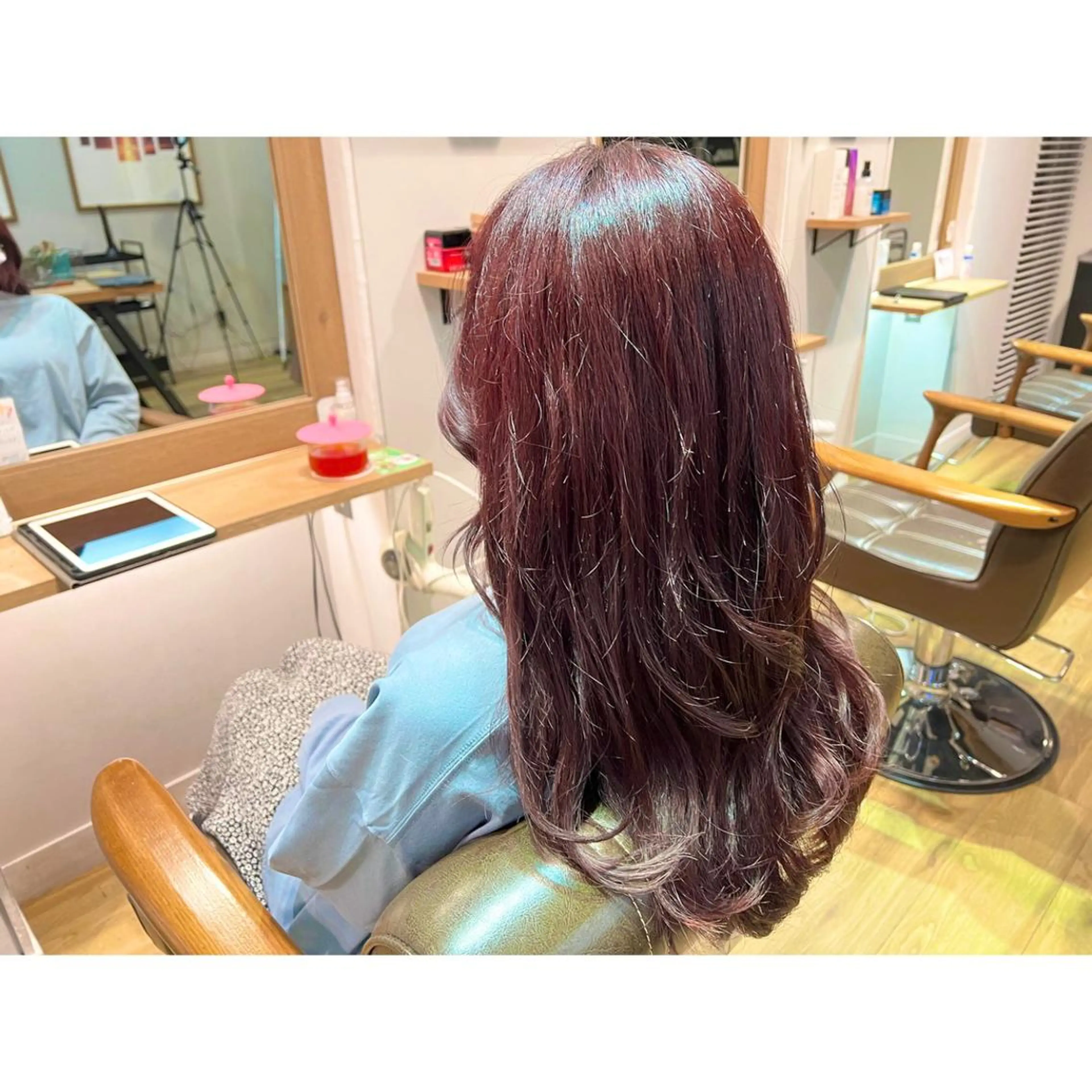 ロング カラー ピンクカラー ヘアカラー トリートメント ツキダテ ユイのヘアスタイル