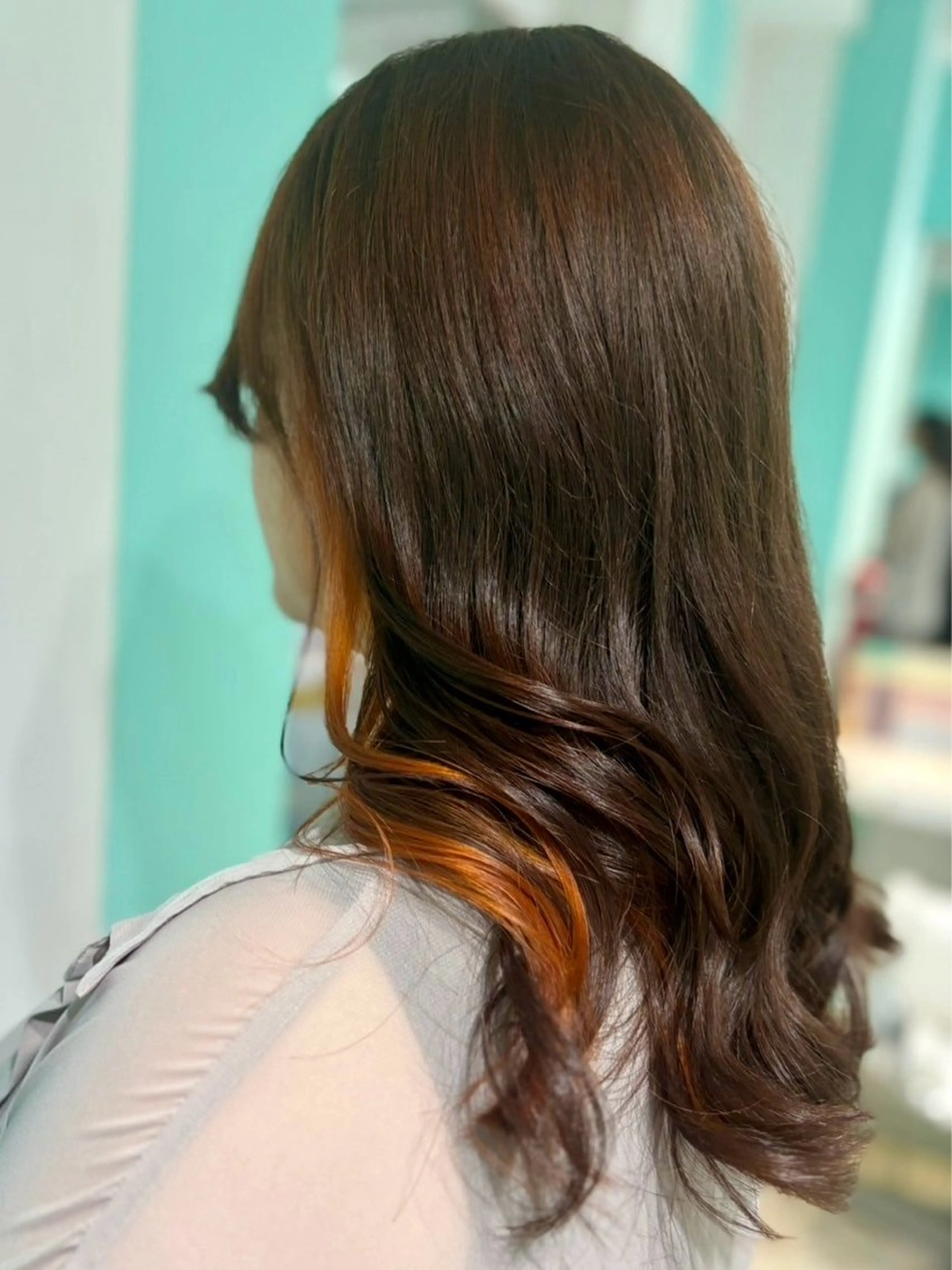 カラー 八馬 那由多のヘアスタイル