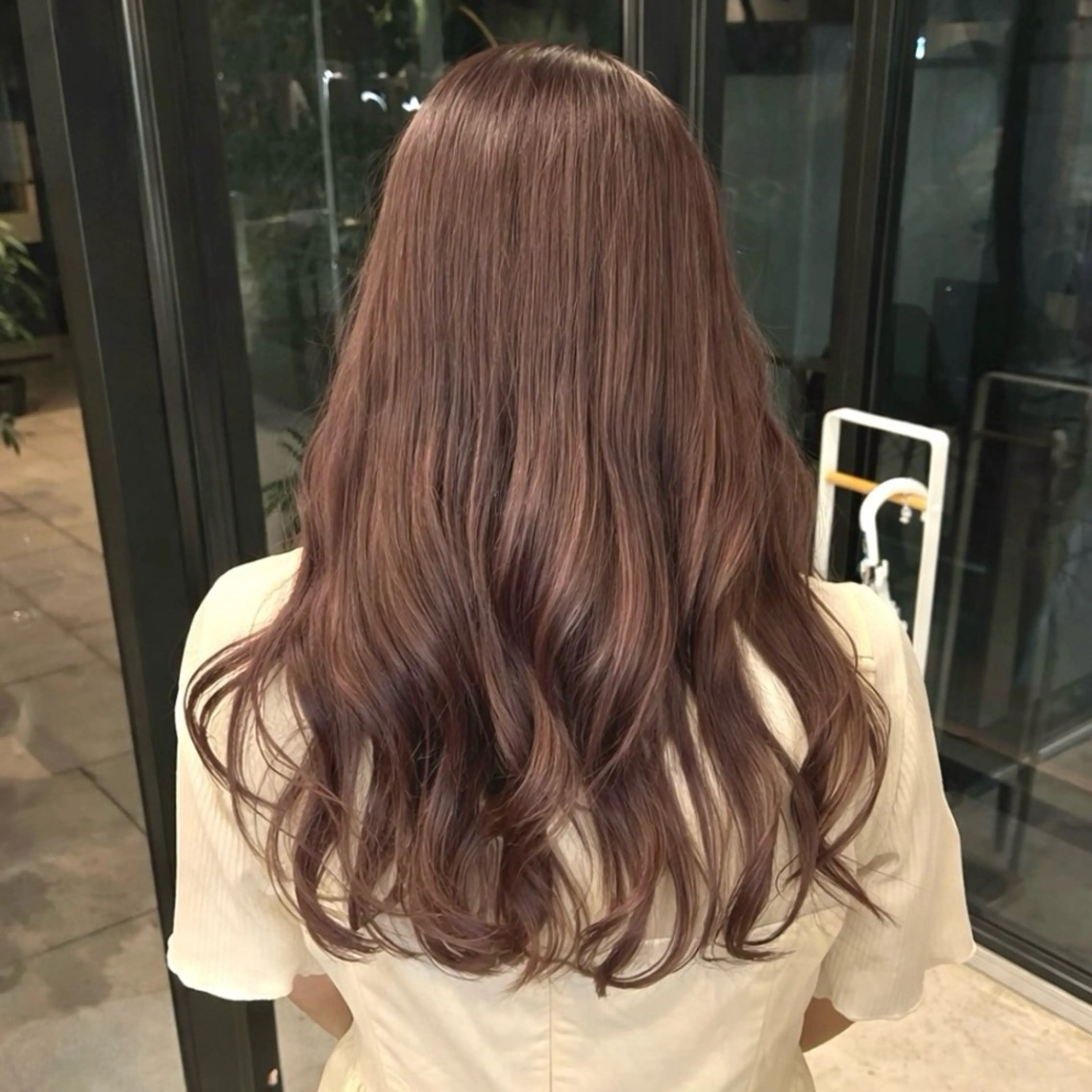 ロング ラベンダーベージュ Hikari/カラー /モデル募集中のヘアスタイル