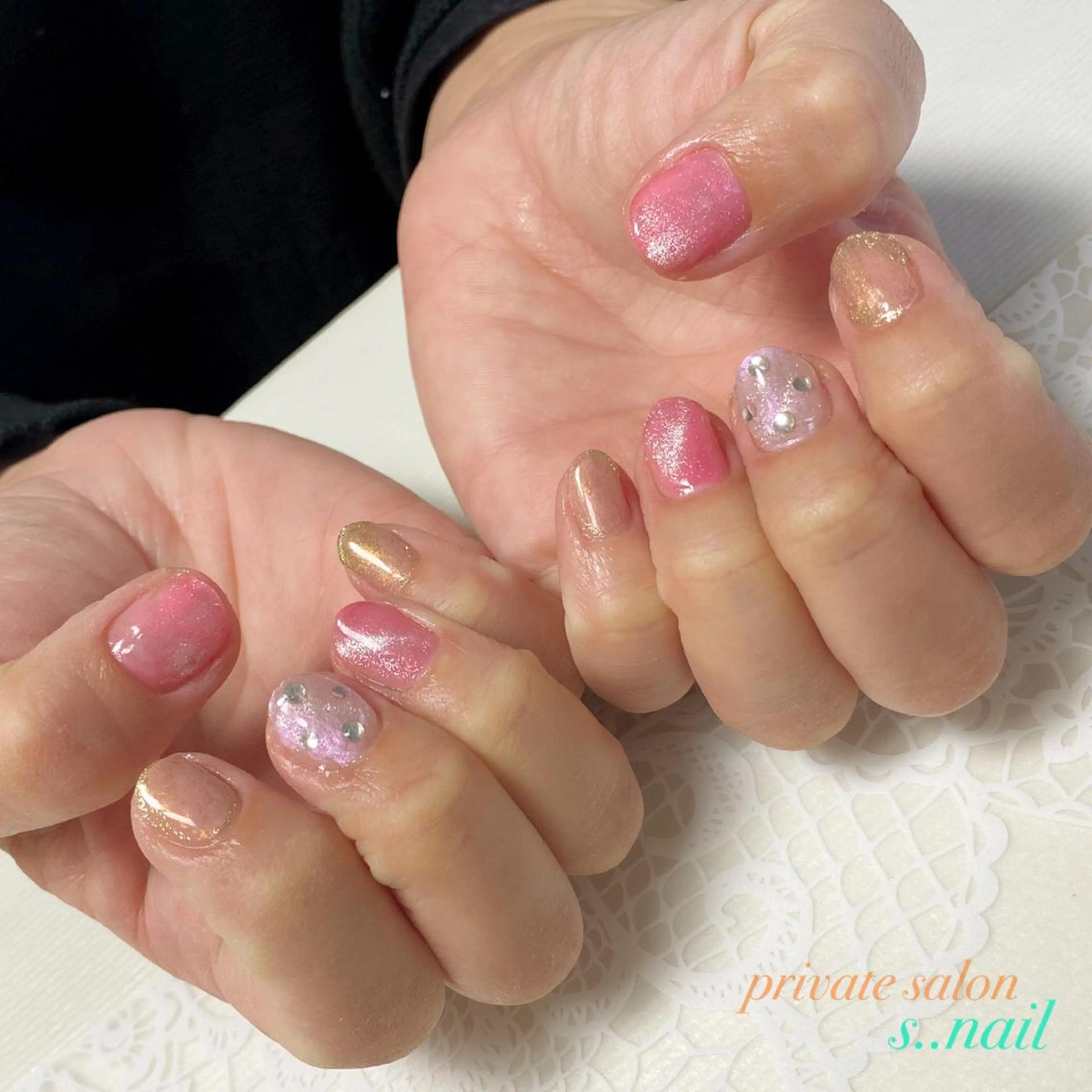 ネイル ジェルネイル マグネットネイル シルバー ハンドネイル フットネイル s..nail / MORITAのネイルデザイン