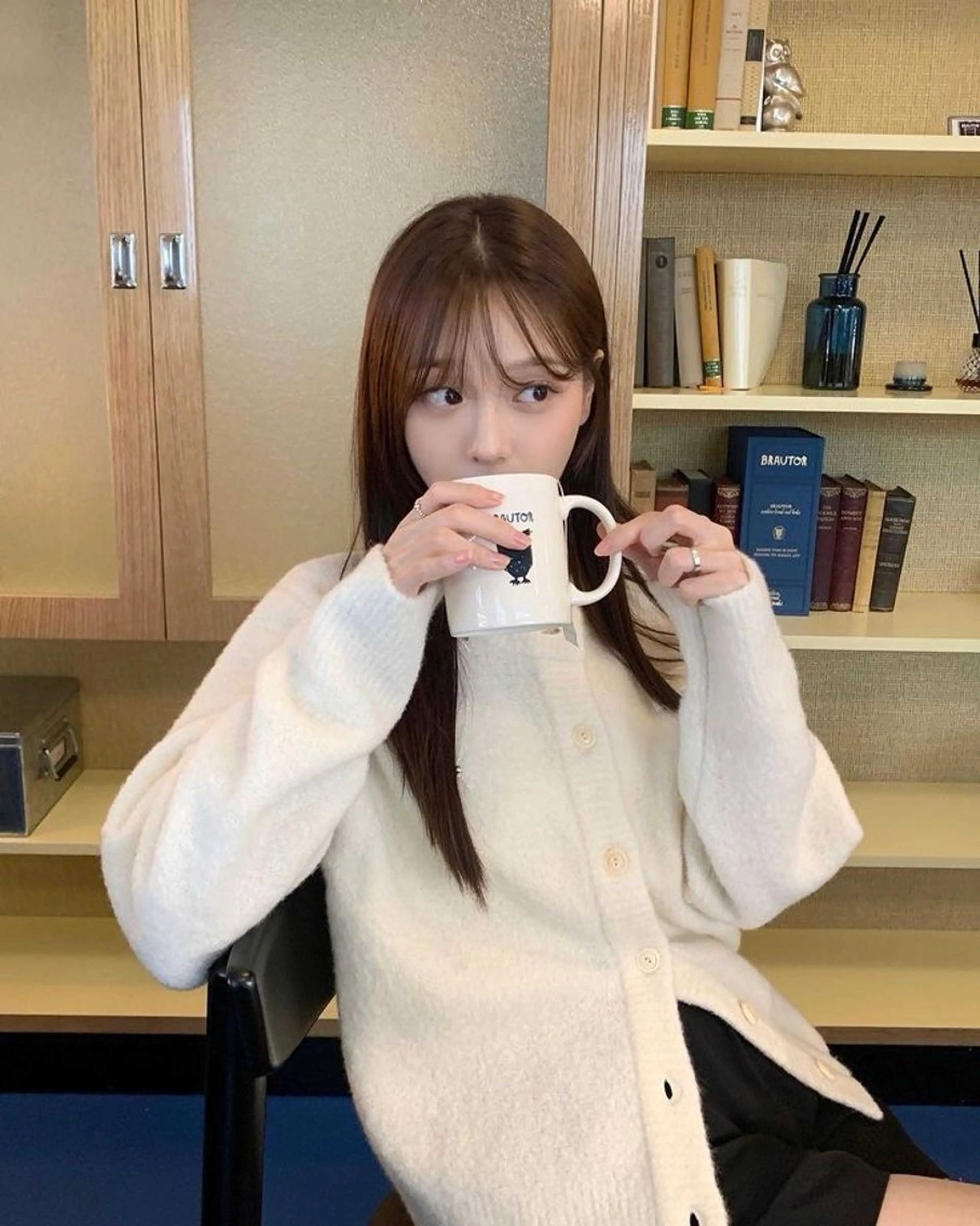 ロング カラー カット ヘアカラー トリートメント 莉乃/縮毛矯正/髪質 改善/艶カラーのヘアスタイル