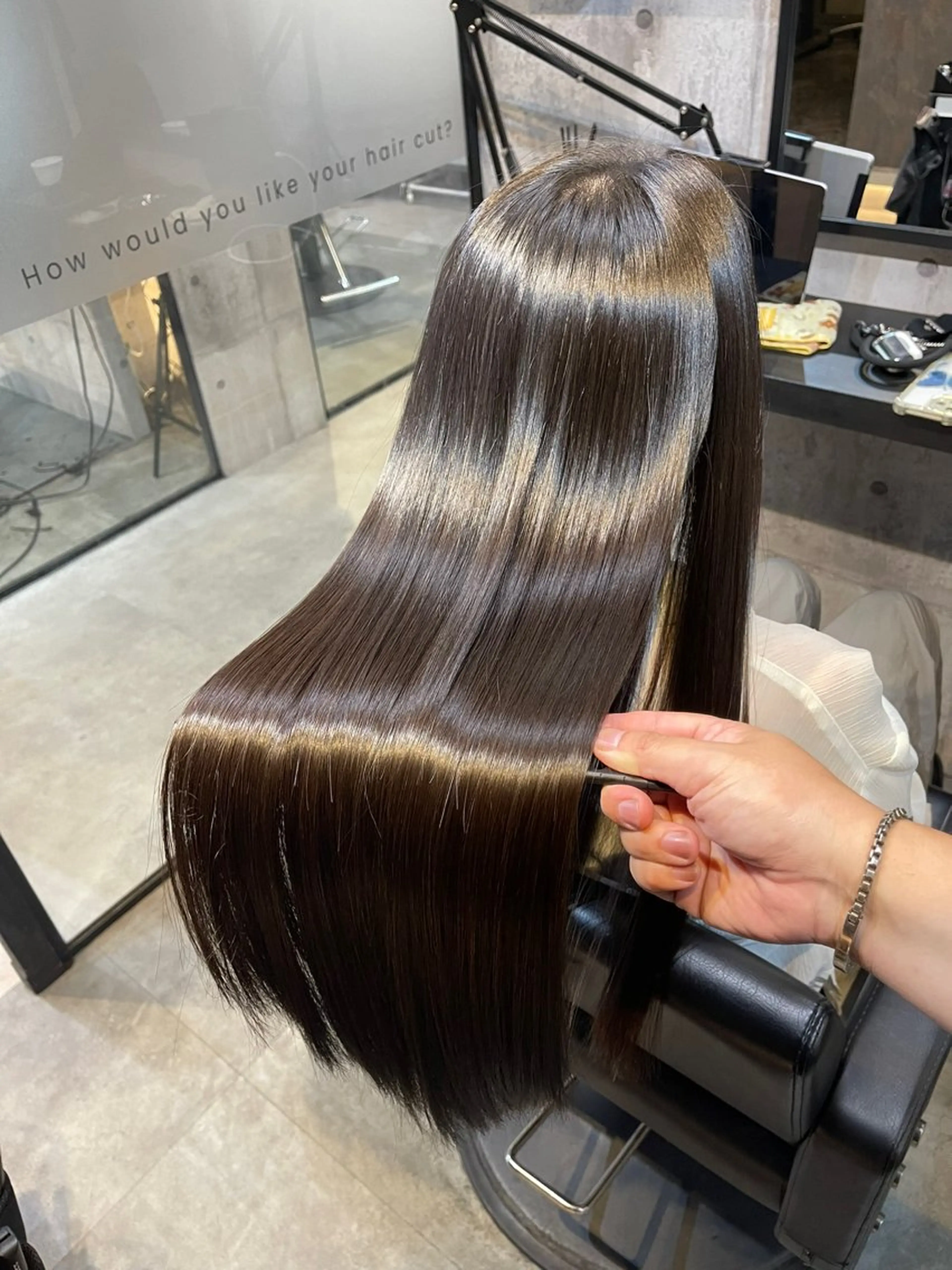 ロング 髪質改善 縮毛矯正 髪質改善縮毛矯正 💍谷口克也のヘアスタイル