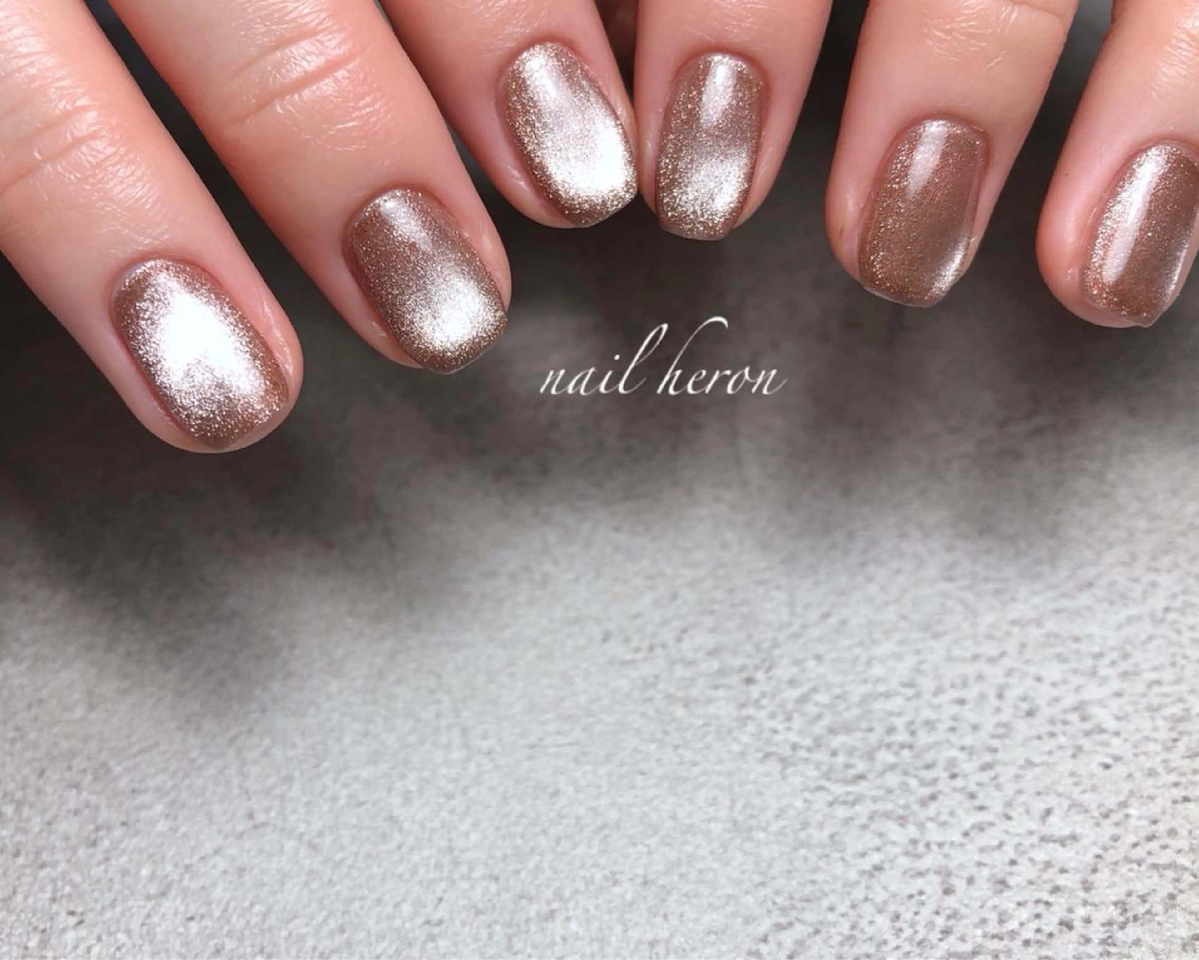 ネイル ブラウン マグネットネイル ハンドネイル nail heron所属・saki_ nail heronのネイルデザイン