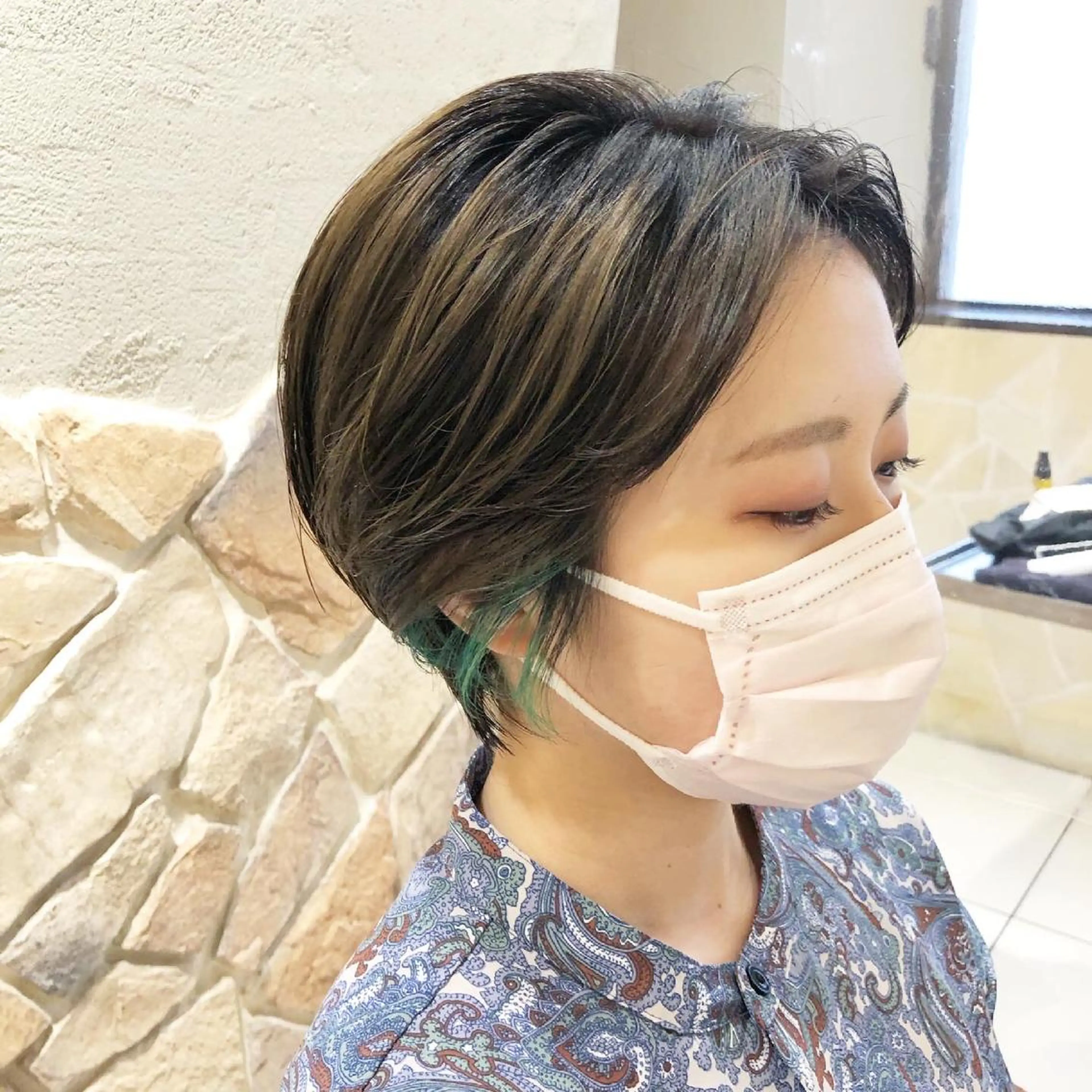 ショート カラー ハンサムショート イヤリングカラー ショートヘア 【ディレクター 🧸🤍田澤　唯那】のヘアスタイル