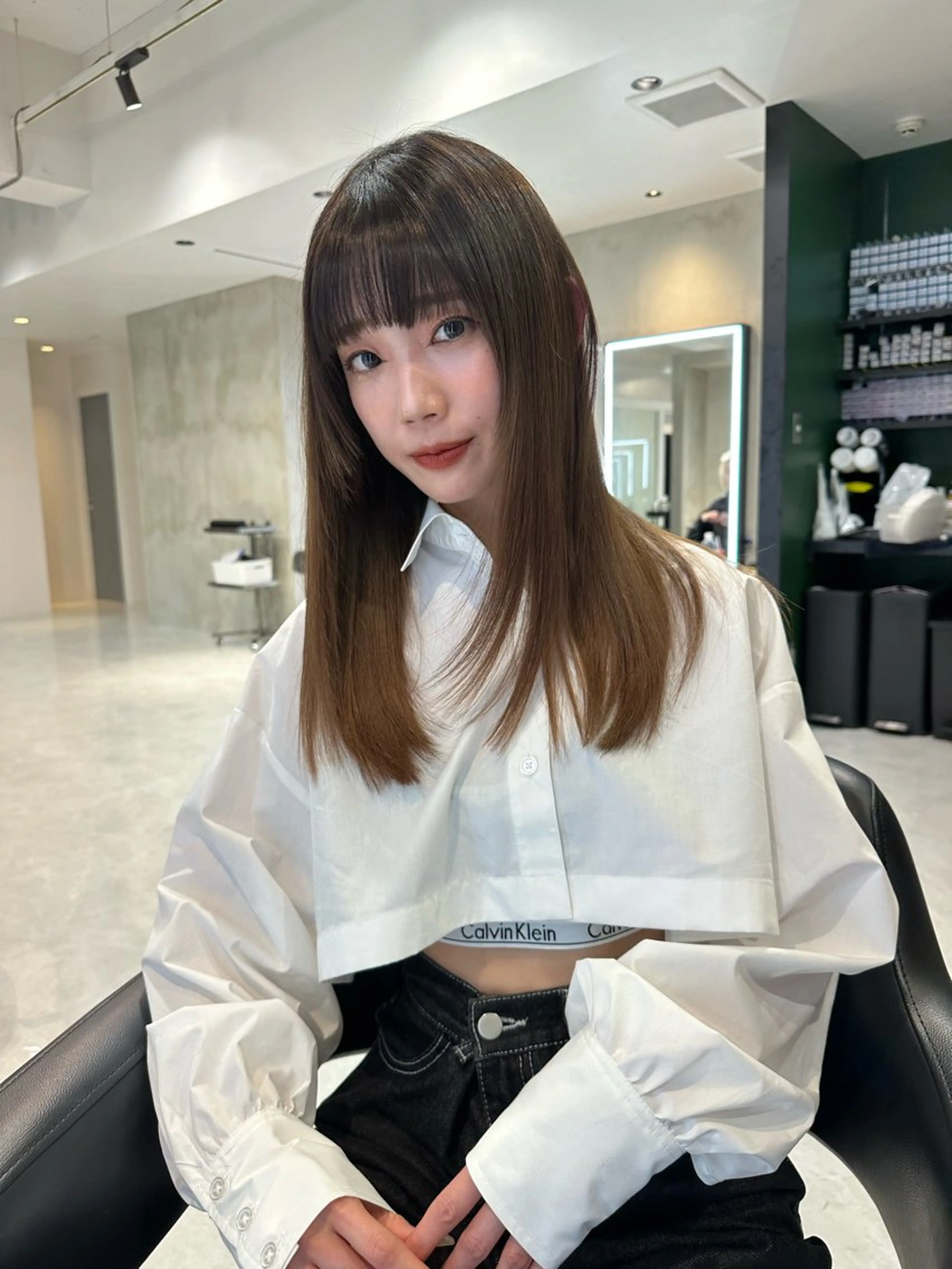 ミディアム カット トリートメント 韓国レイヤー 似合わせカラーのヘアスタイル