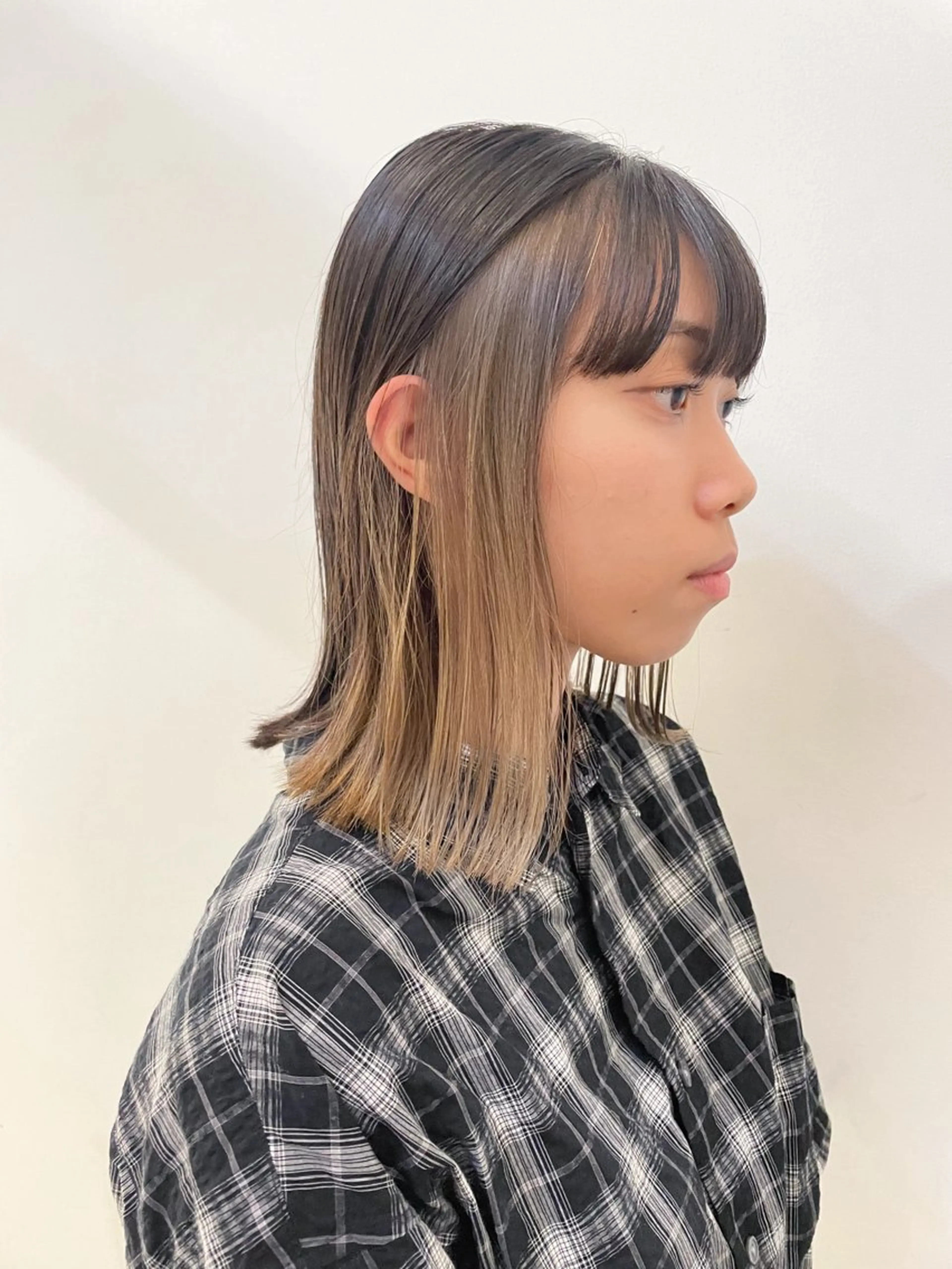 ミディアム カラー ベージュカラー インナーカラー カット ヘアカラー トリートメント ボブ ブリーチ/miinaのヘアスタイル