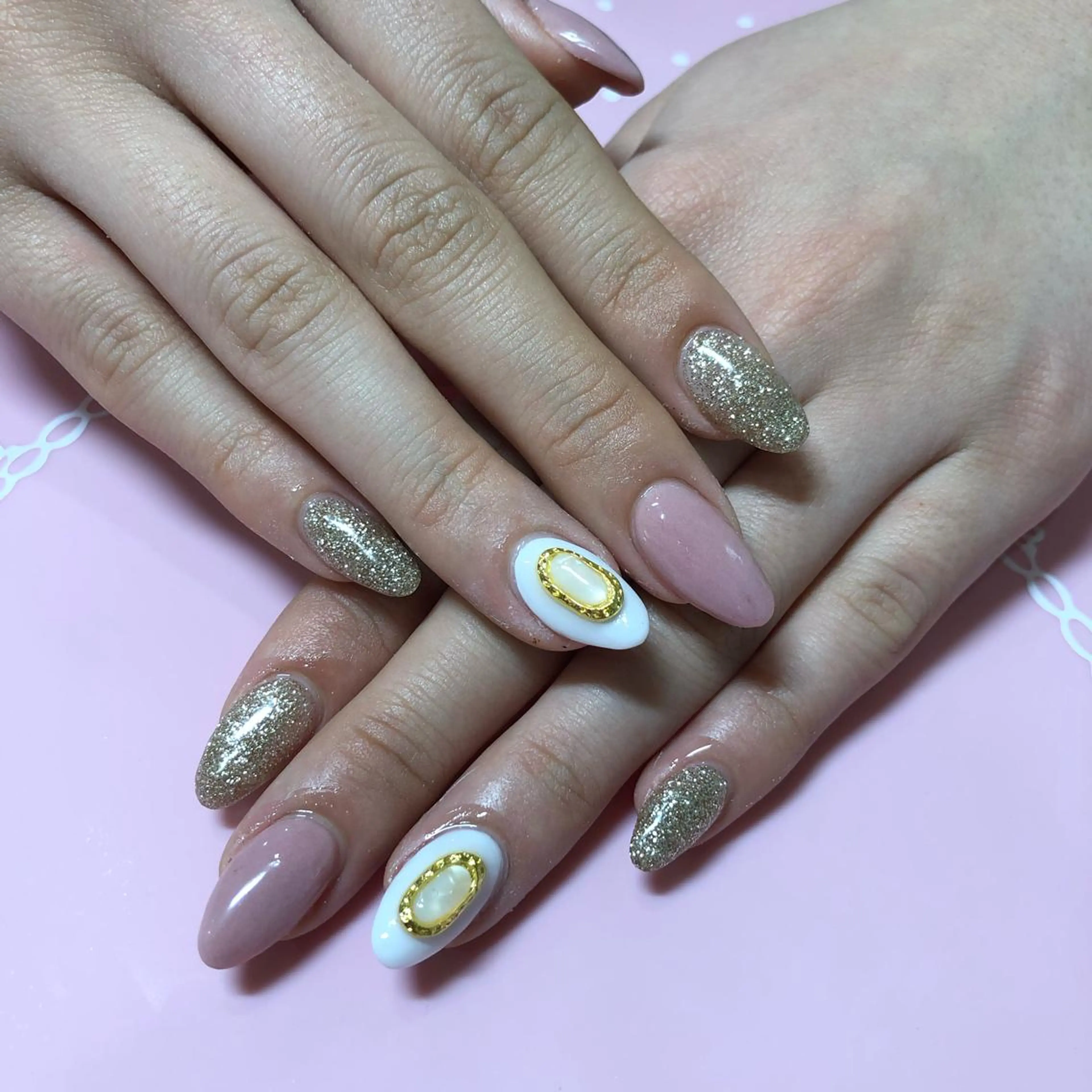 ミディアム ネイル ハンドネイル 《LB》ラブリエ Nail&eyeのマツエク・マツパデザイン