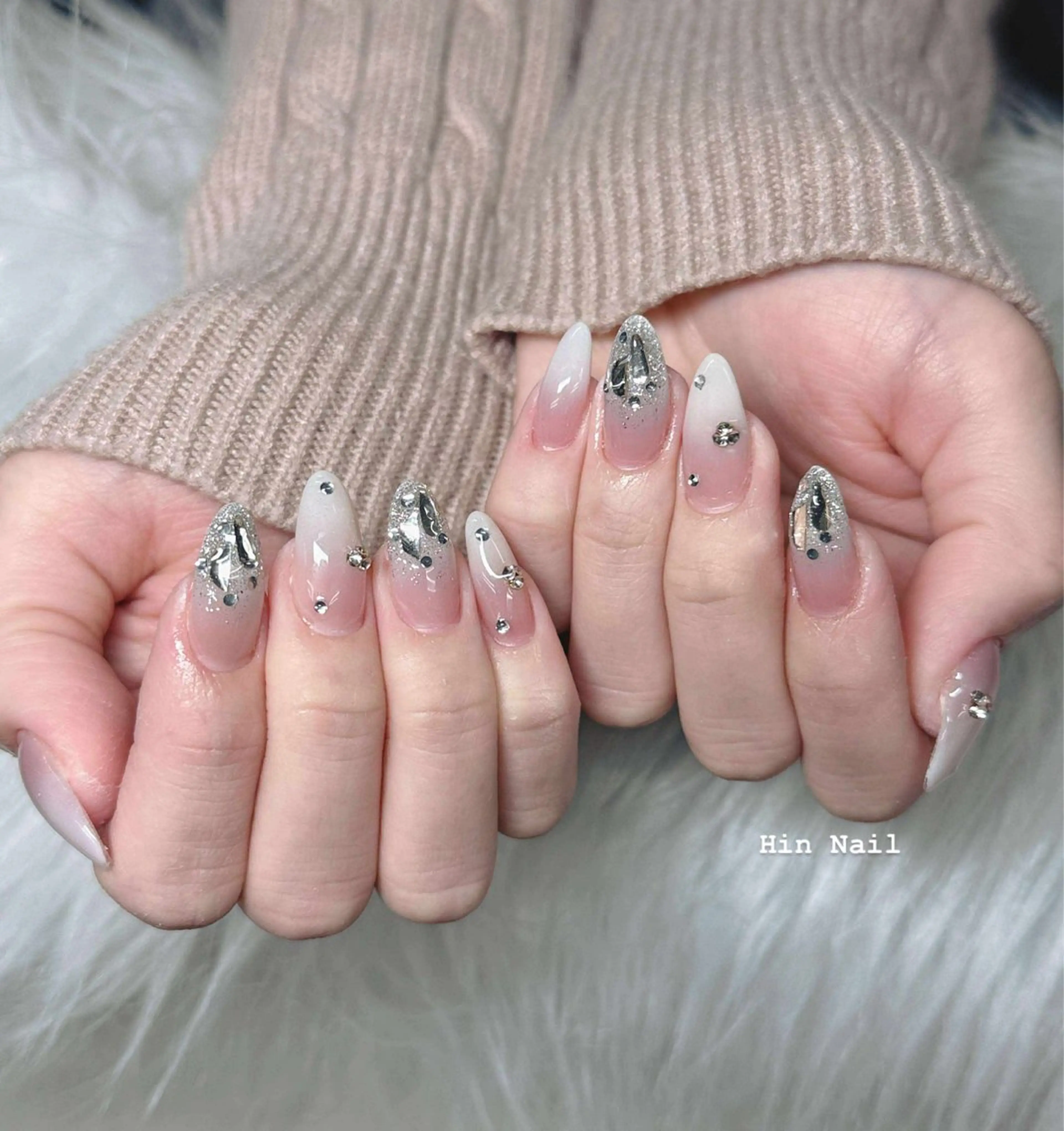 ネイル ハンドネイル HIN NAILのネイルデザイン