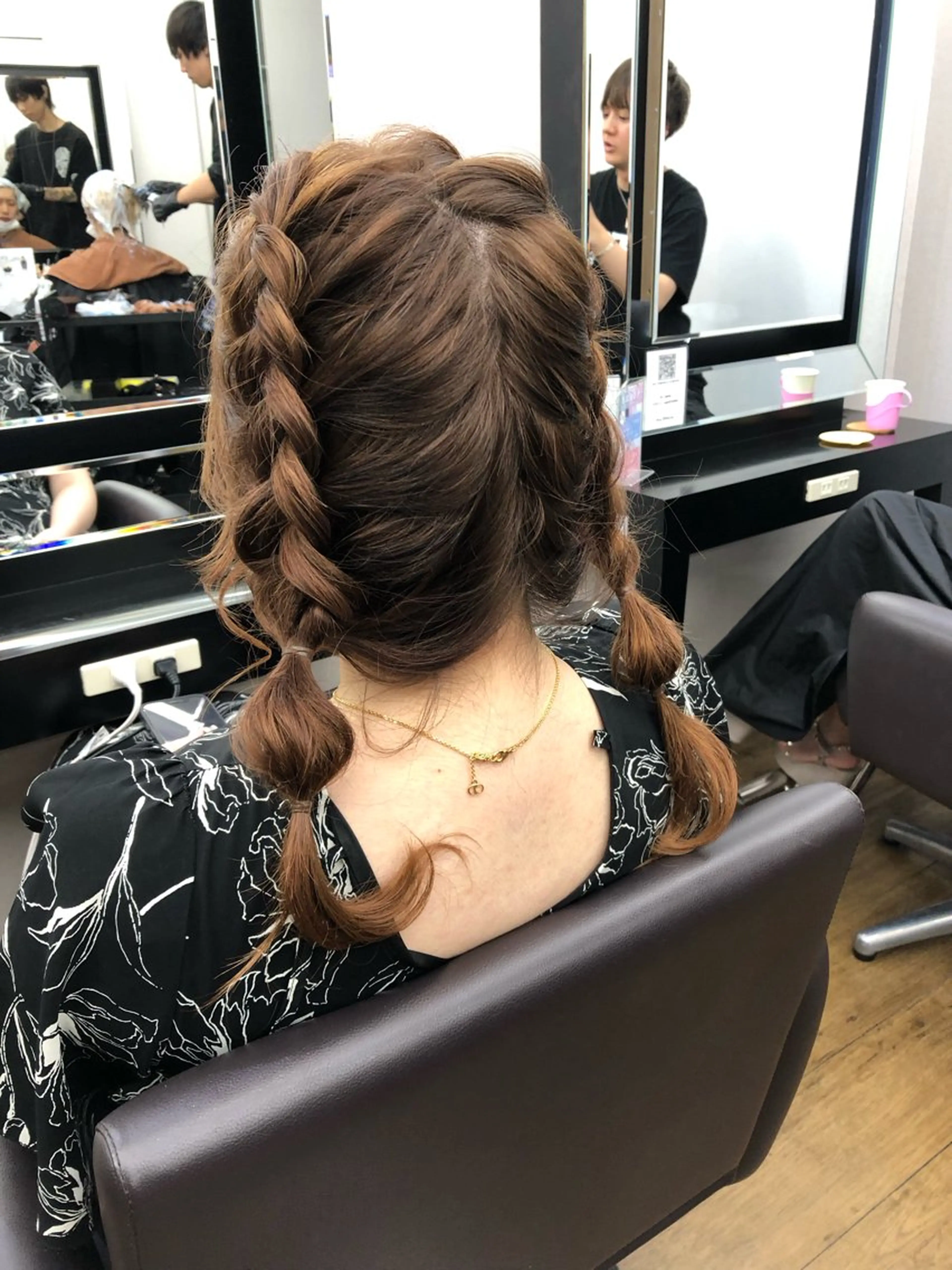 セミロング ヘアアレンジ 結婚式・ブライダル シールエクステ エクステ ハイライト レイヤーカット 下妻 カラーエクステ難波のヘアスタイル