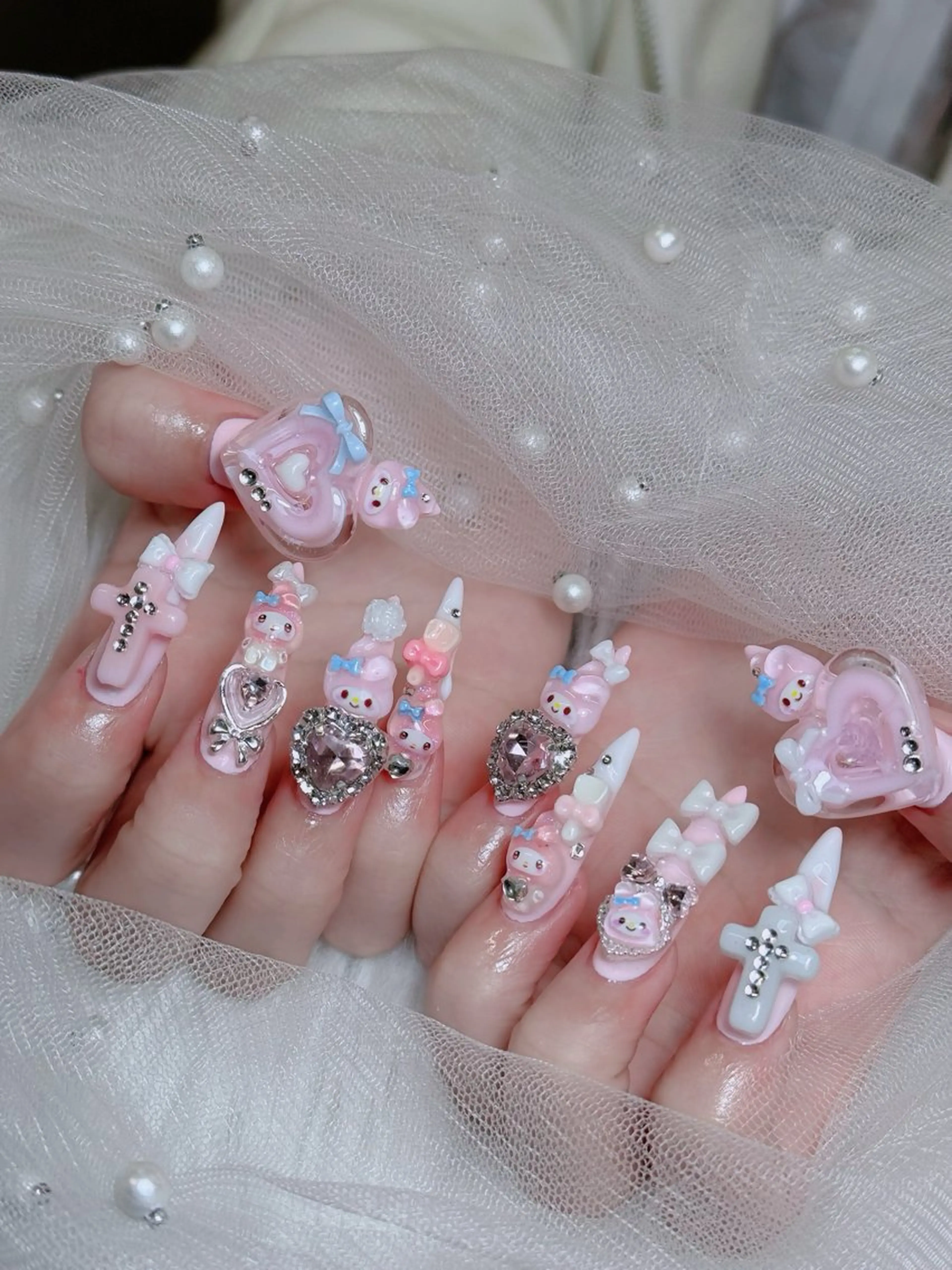 ネイル オーロラネイル チークネイル フットネイル フレンチネイル ハロウィン ハンドネイル Lumi Nail 新大久保3‘のネイルデザイン