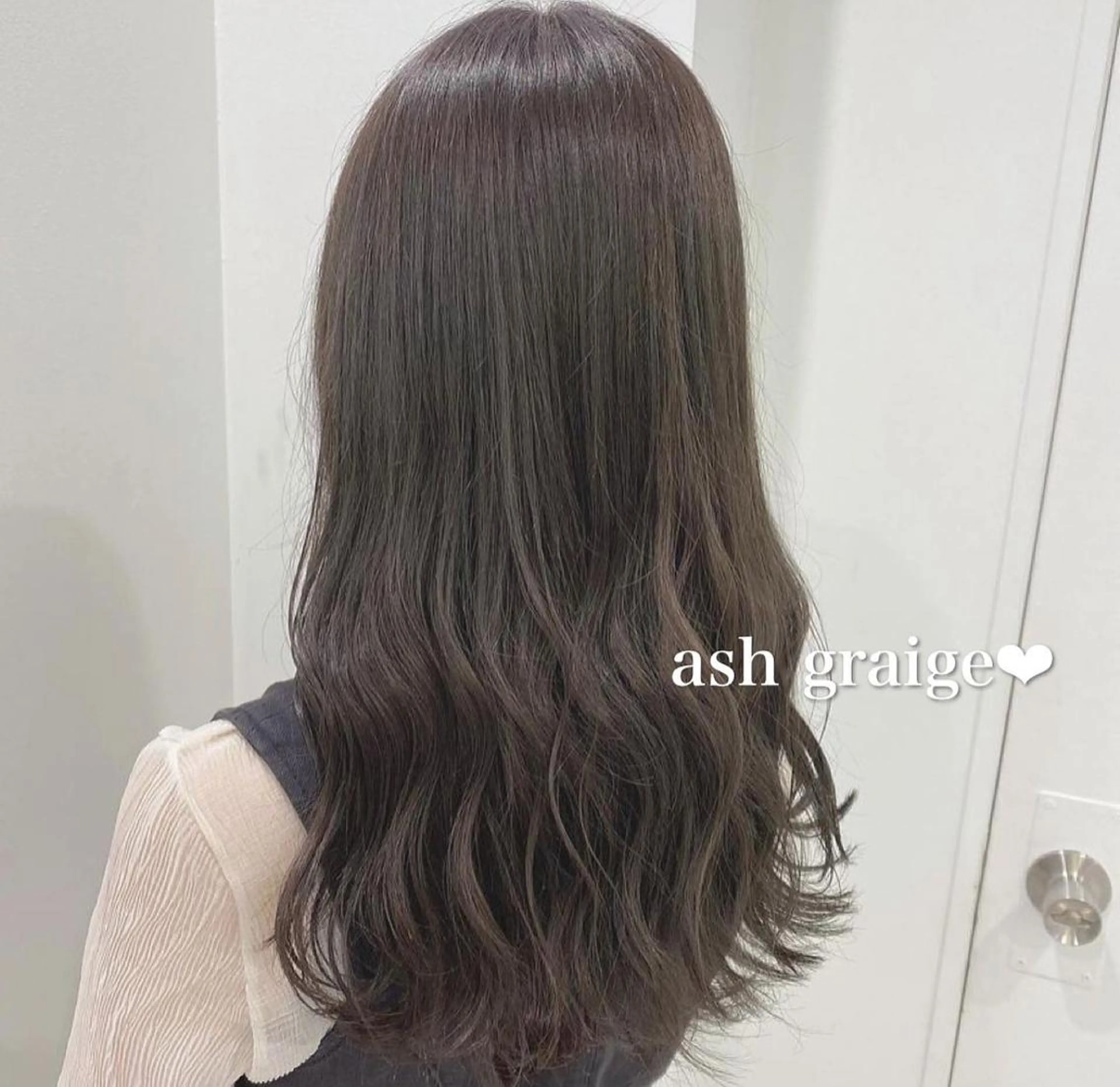 ロング ブリーチなし暖色 💗AKARI💗のヘアスタイル