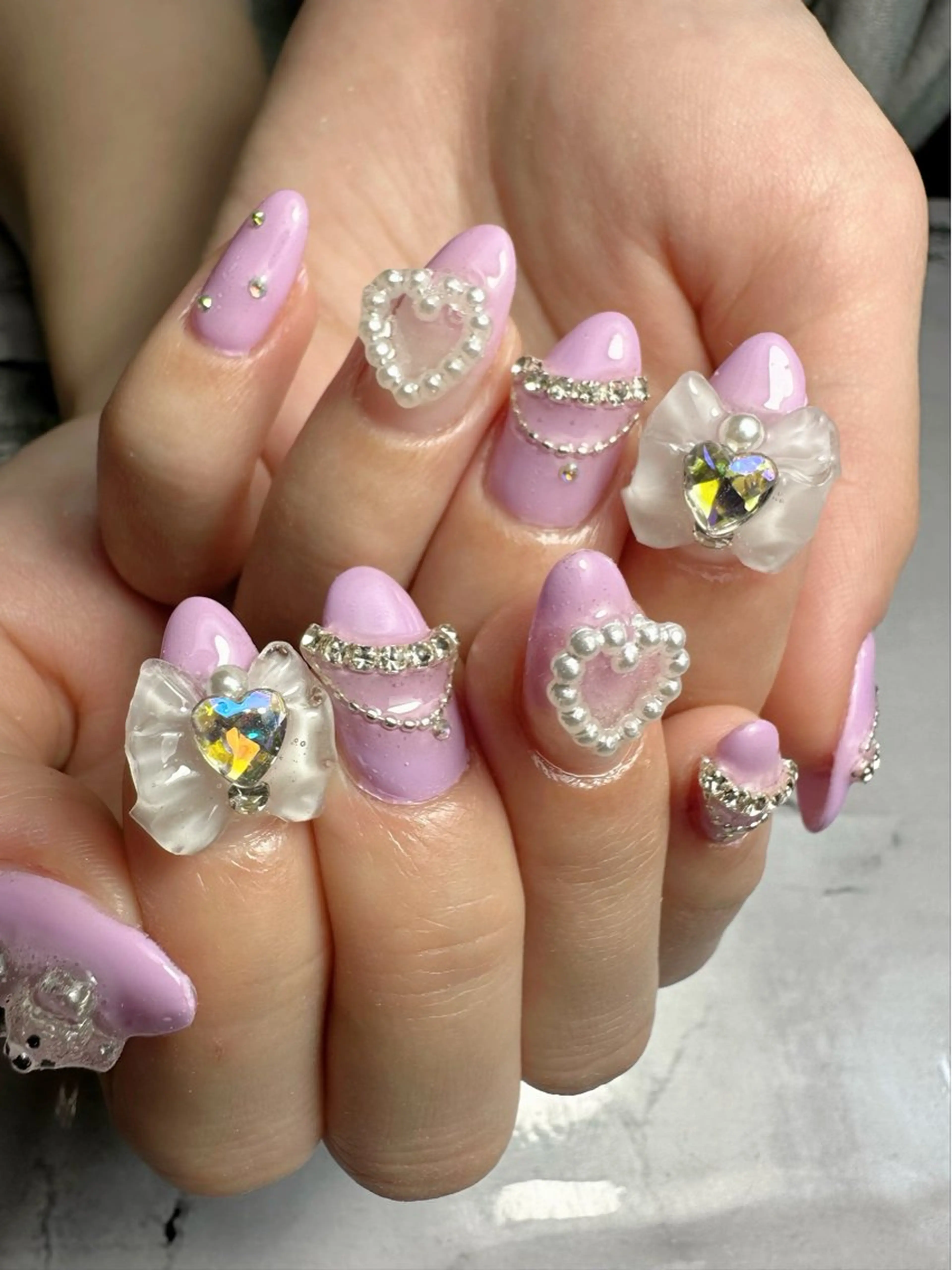 ネイル 新山 聖のネイルデザイン