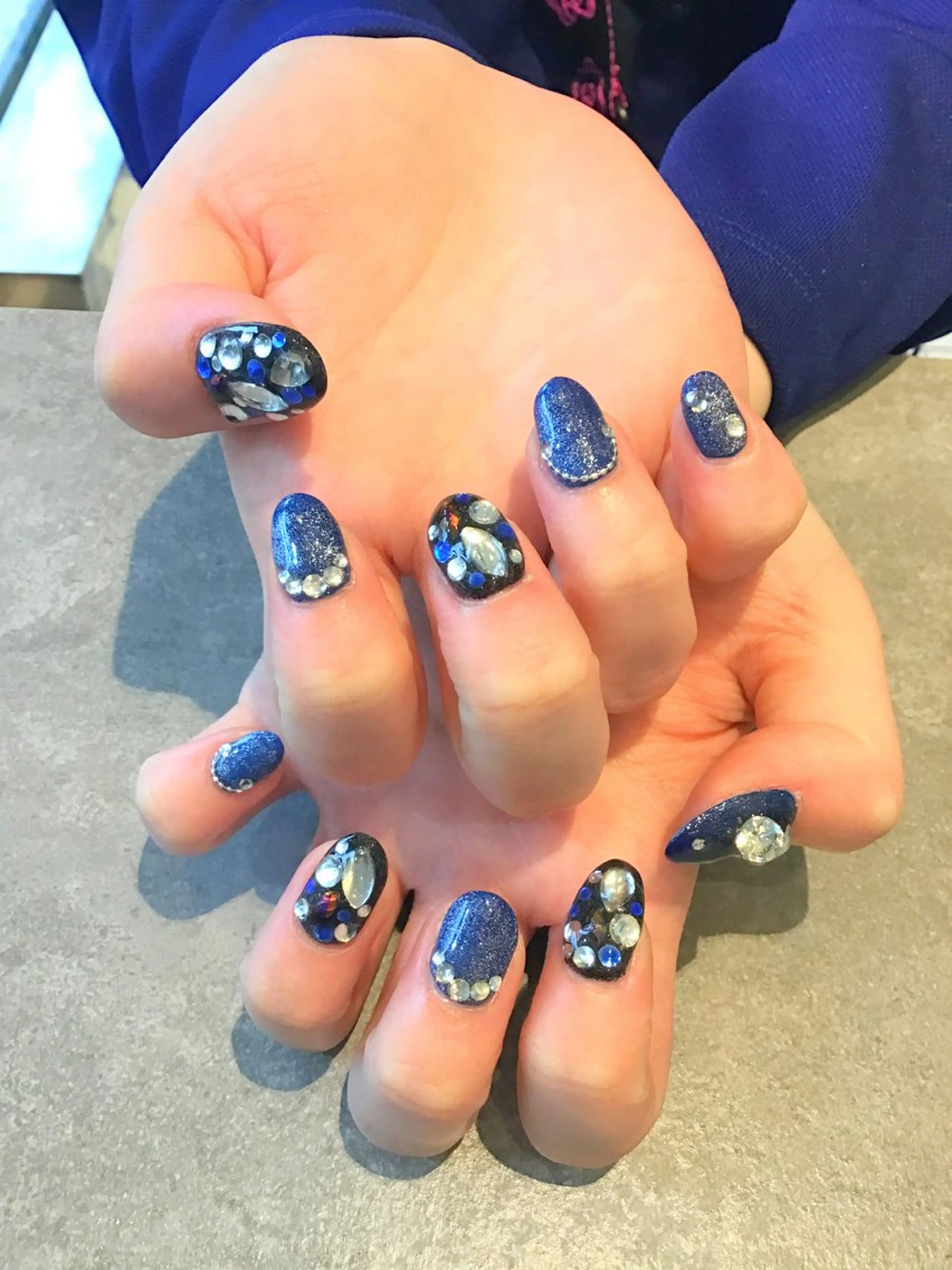 ネイル 持ち込み Nest 岩崎のネイルデザイン