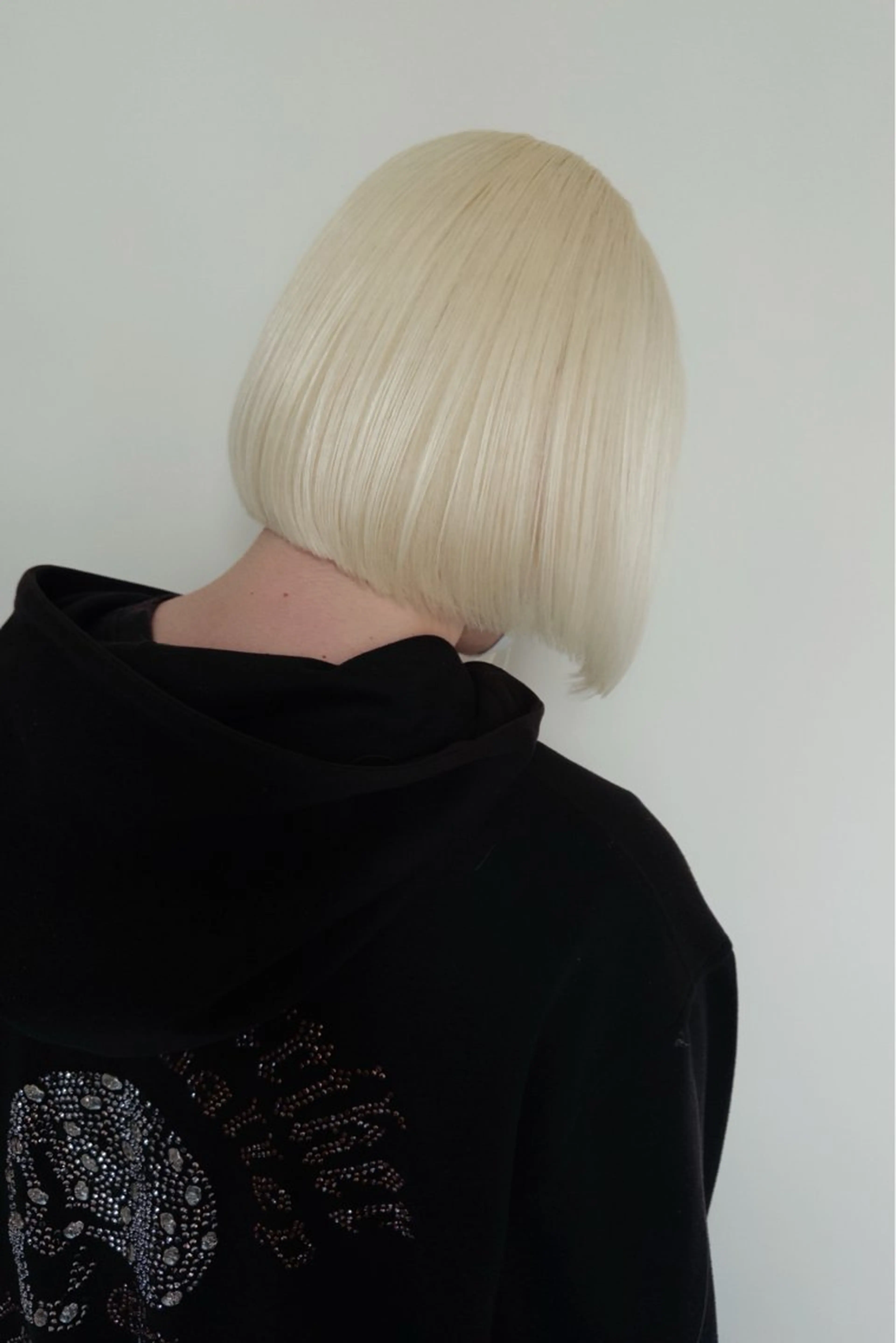 カラー ワンレンボブ ブリーチ ケアブリーチ ハイトーンカラー ボブ iga/渋谷個室🍀 ✨艶髪ハイトーン✨のヘアスタイル