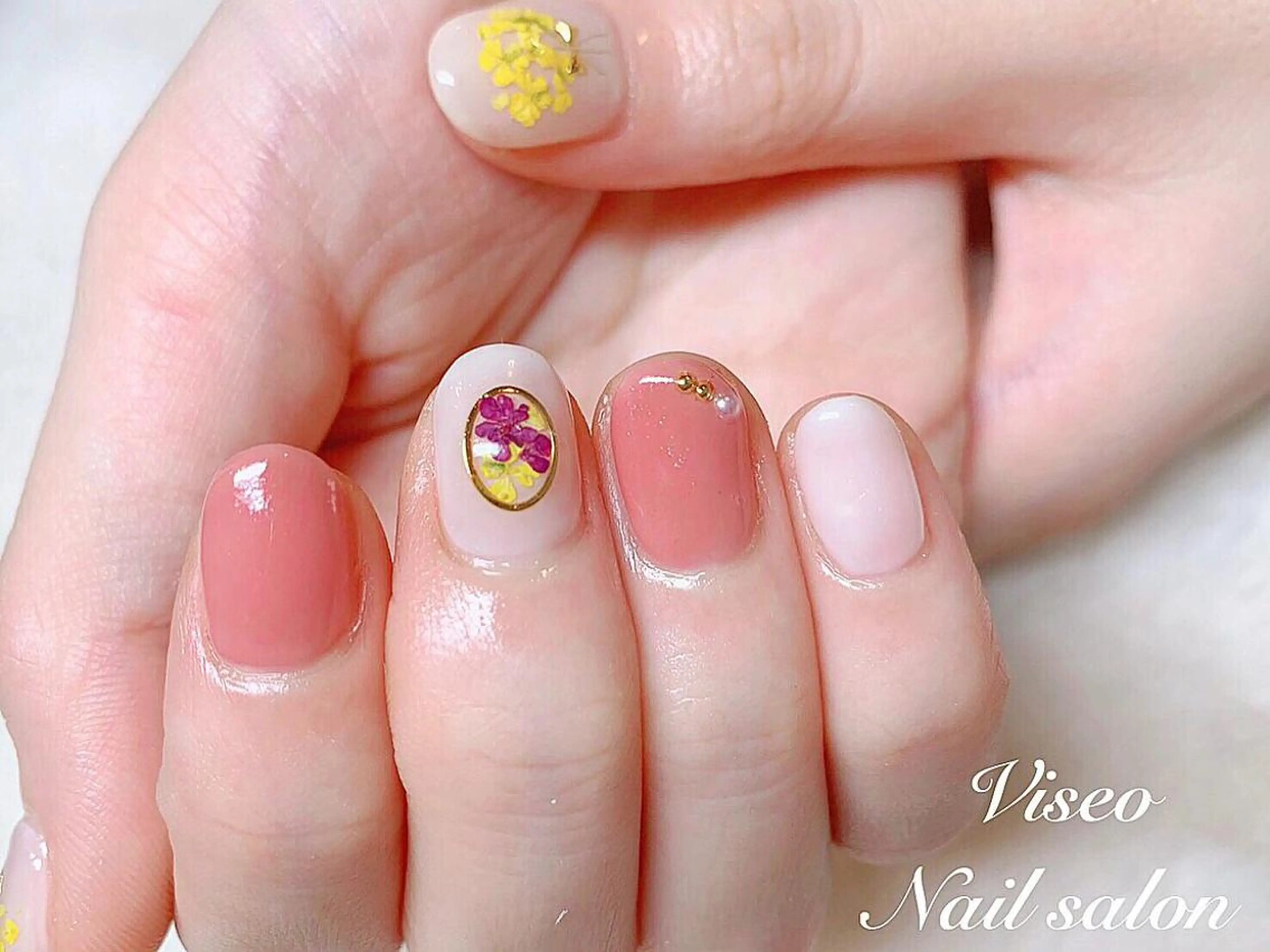 ネイル Viseo《6週間 長持ちパラジェル》のネイルデザイン