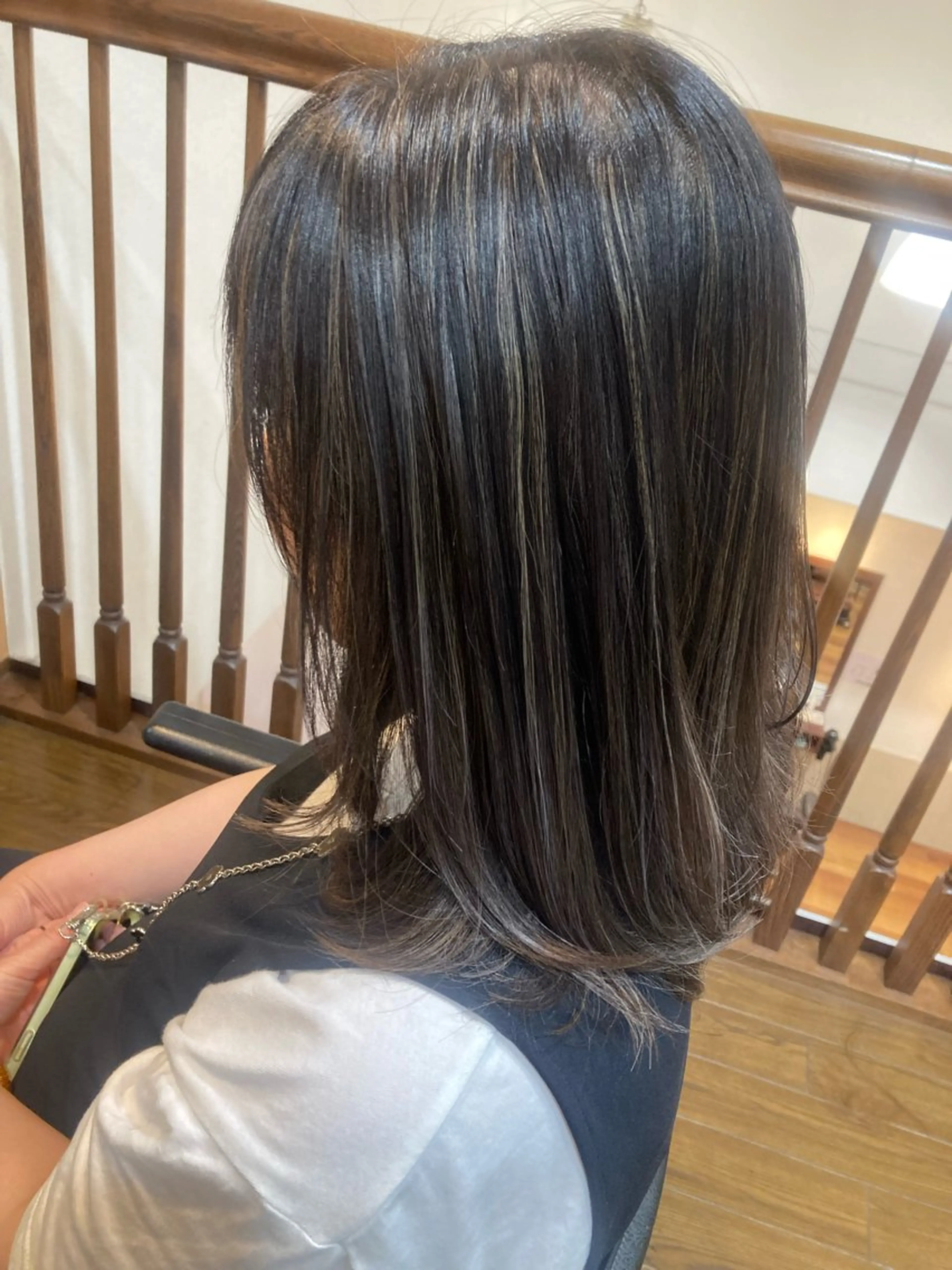 セミロング MOLLASALON 浅香山店所属・髪質改善カラー 縮毛矯正🤍辻桃加のヘアスタイル