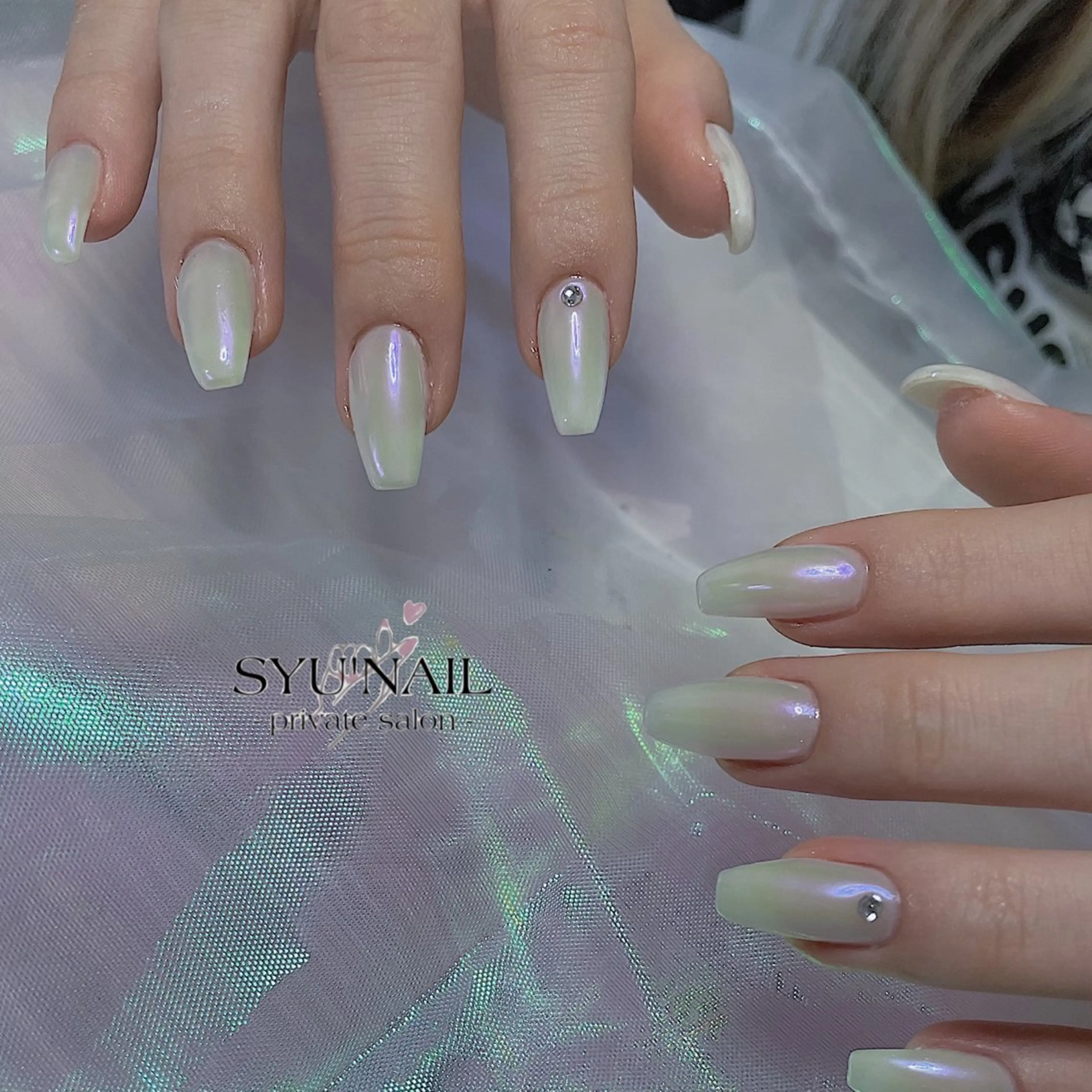 ネイル ミラーネイル ハンドネイル Syudo Yukiのネイルデザイン