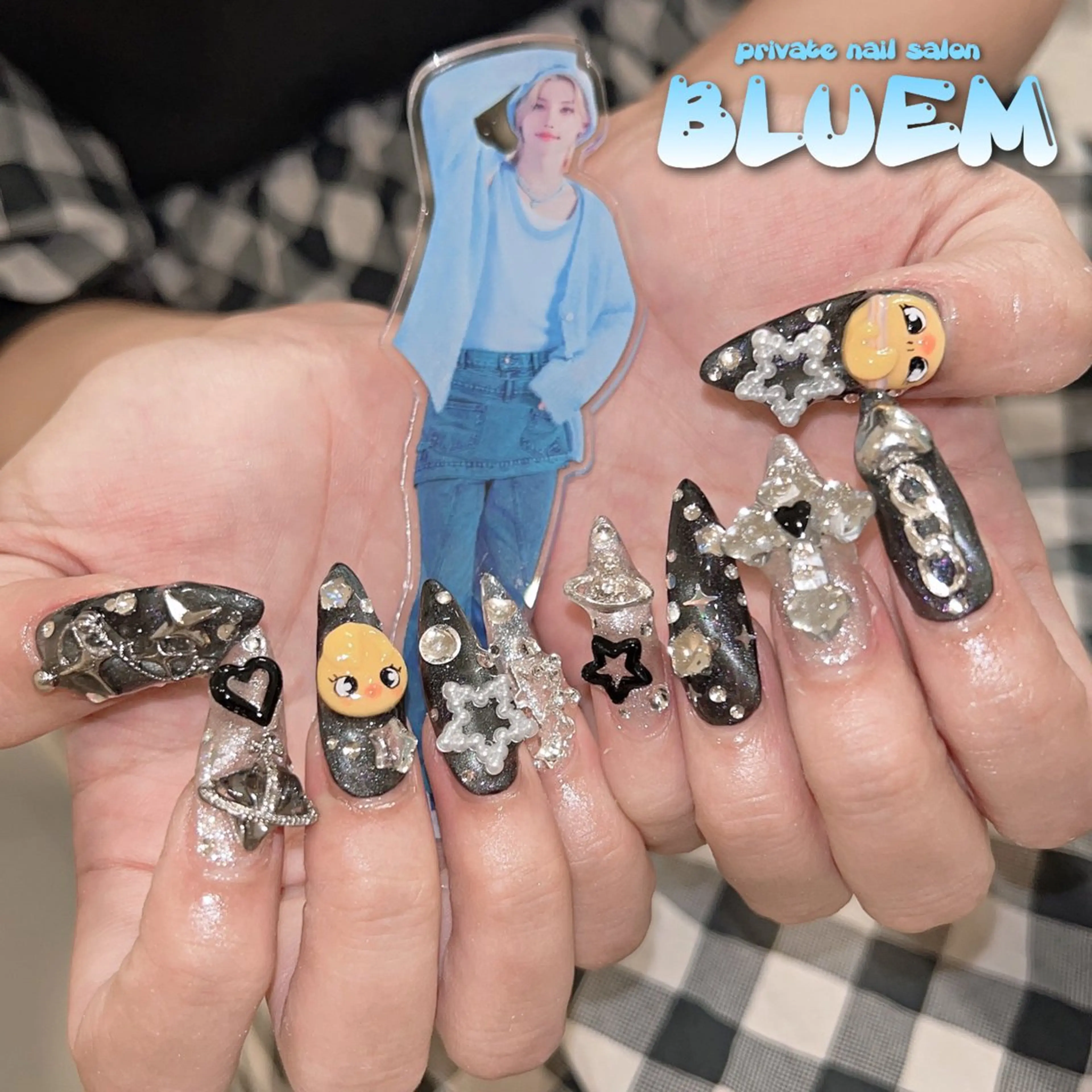 ネイル ハンドネイル BLUEM なな🐶のネイルデザイン
