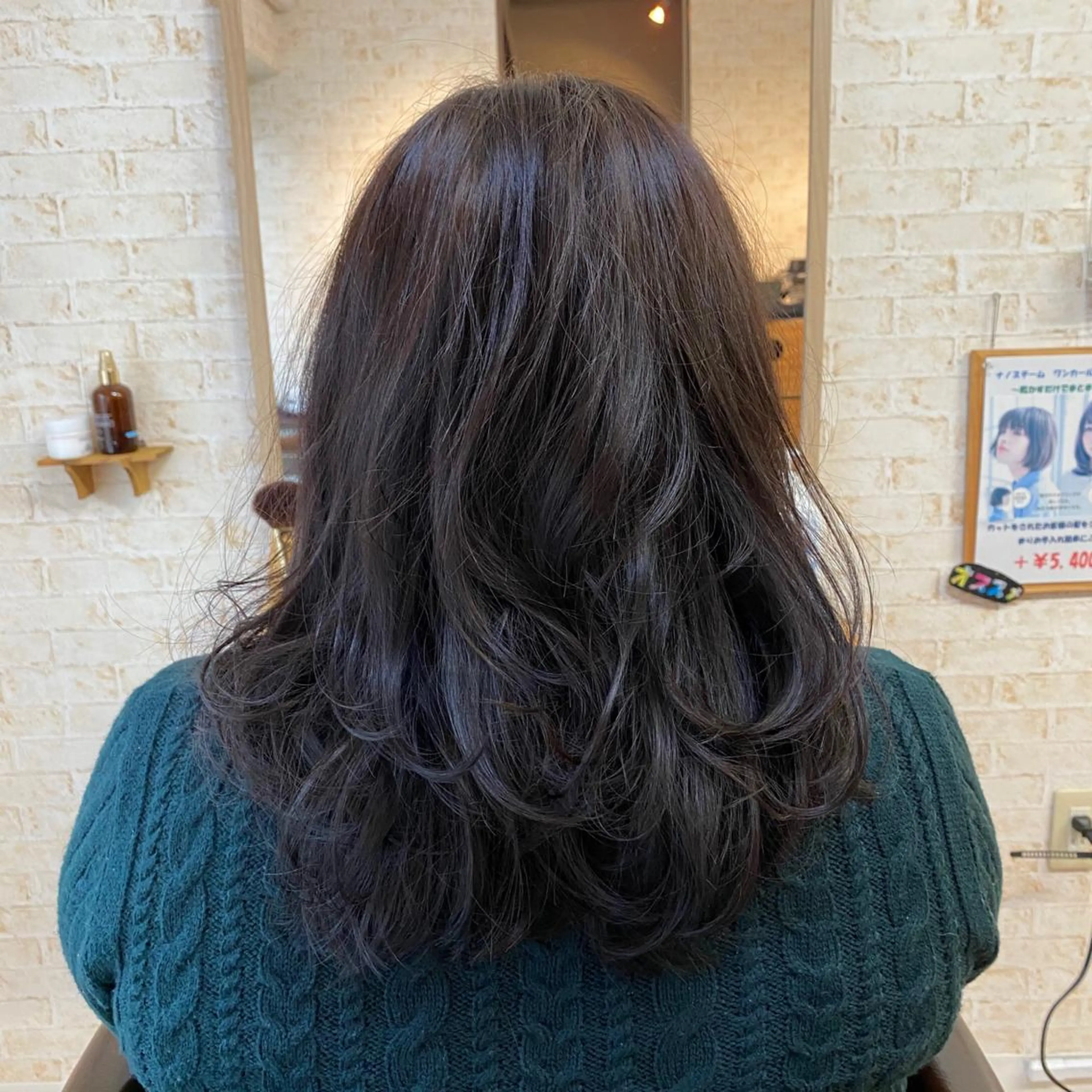 セミロング ハイレイヤー 髪質改善 レイヤーカット 角 大輔のヘアスタイル