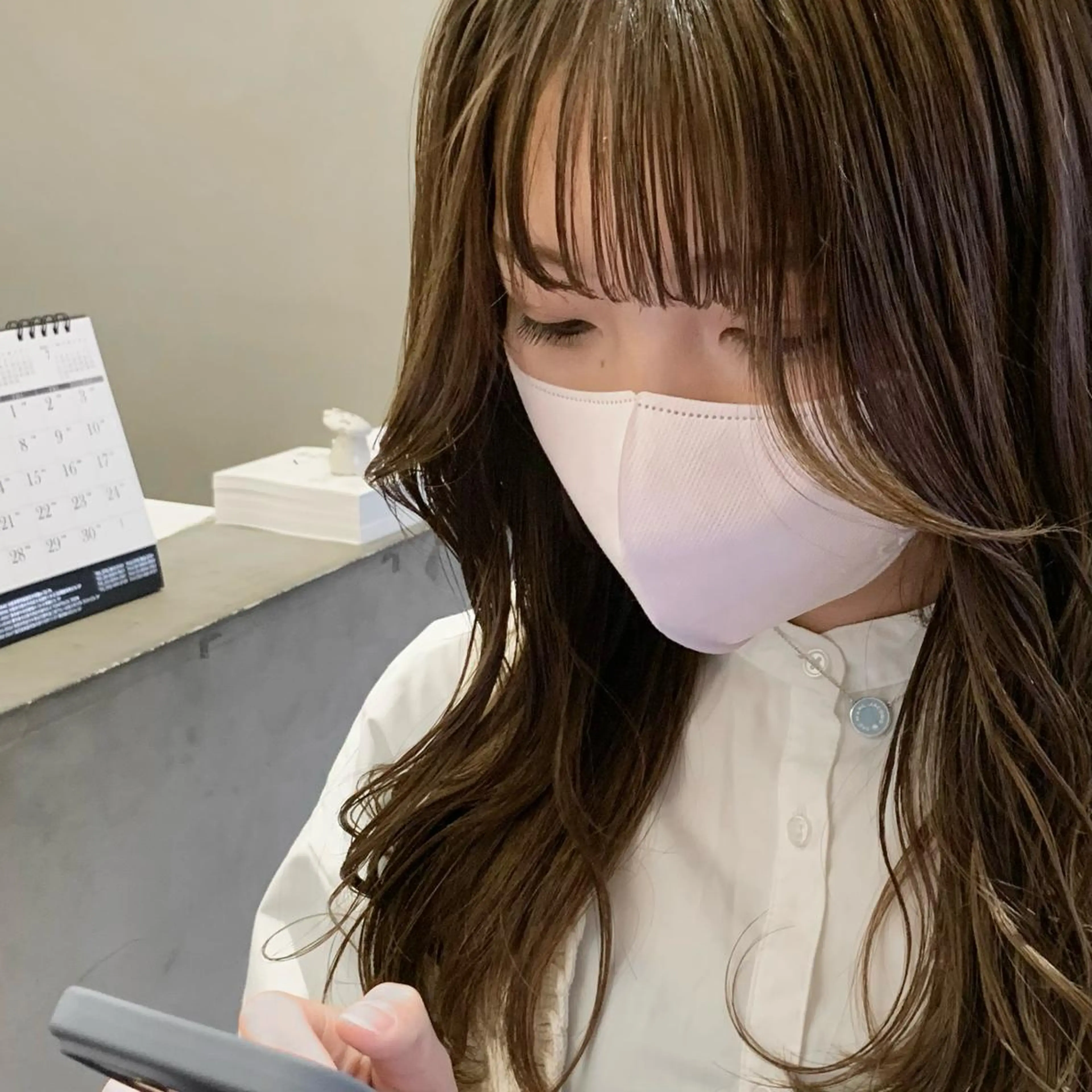 ミディアム エギョモリ 顔周りカット 韓国風ヘア カット ハイトーン職人💗 松本輝美のヘアスタイル