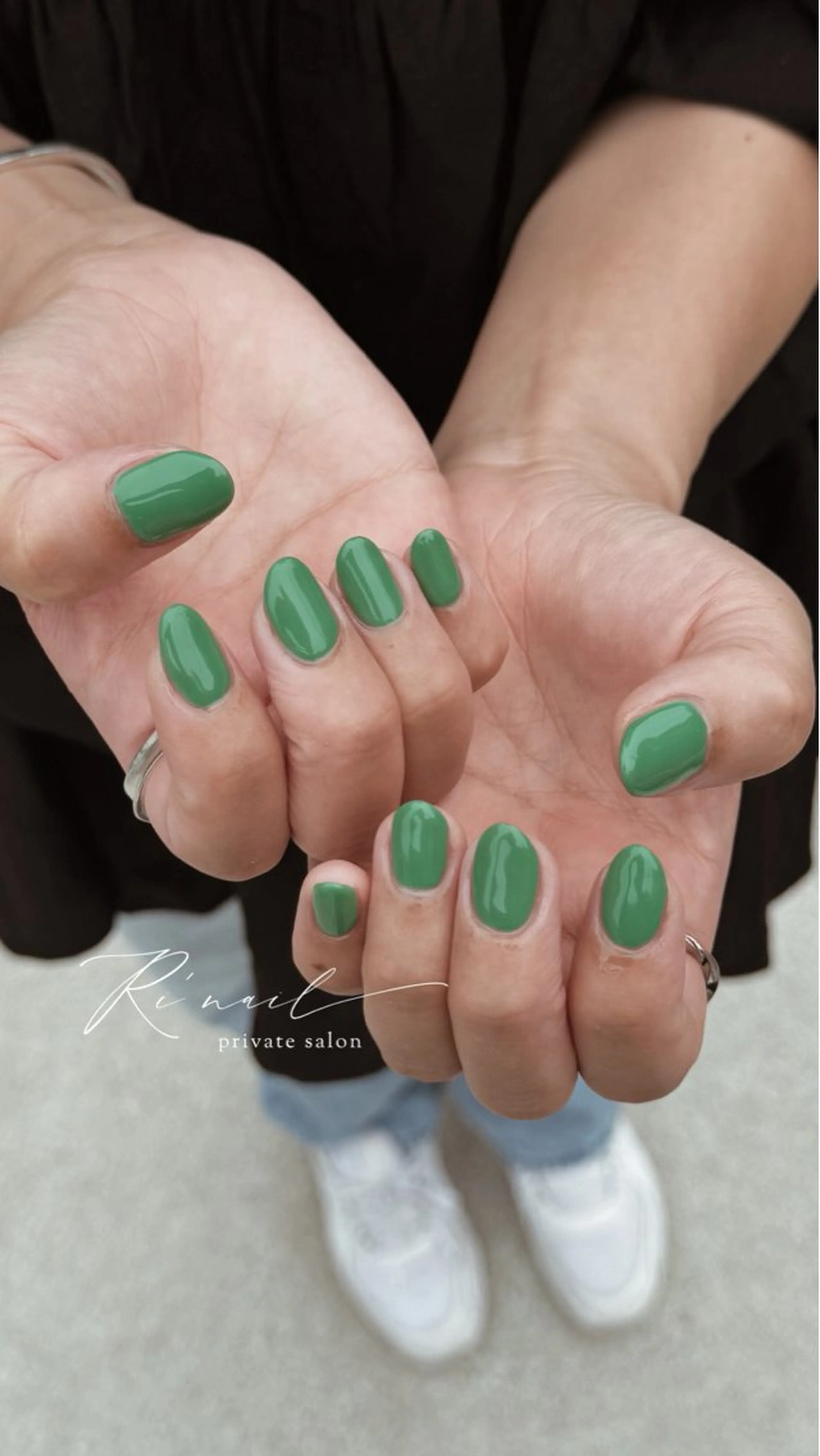 ネイル グリーン ワンカラーネイル ISHIWATA LINAのネイルデザイン
