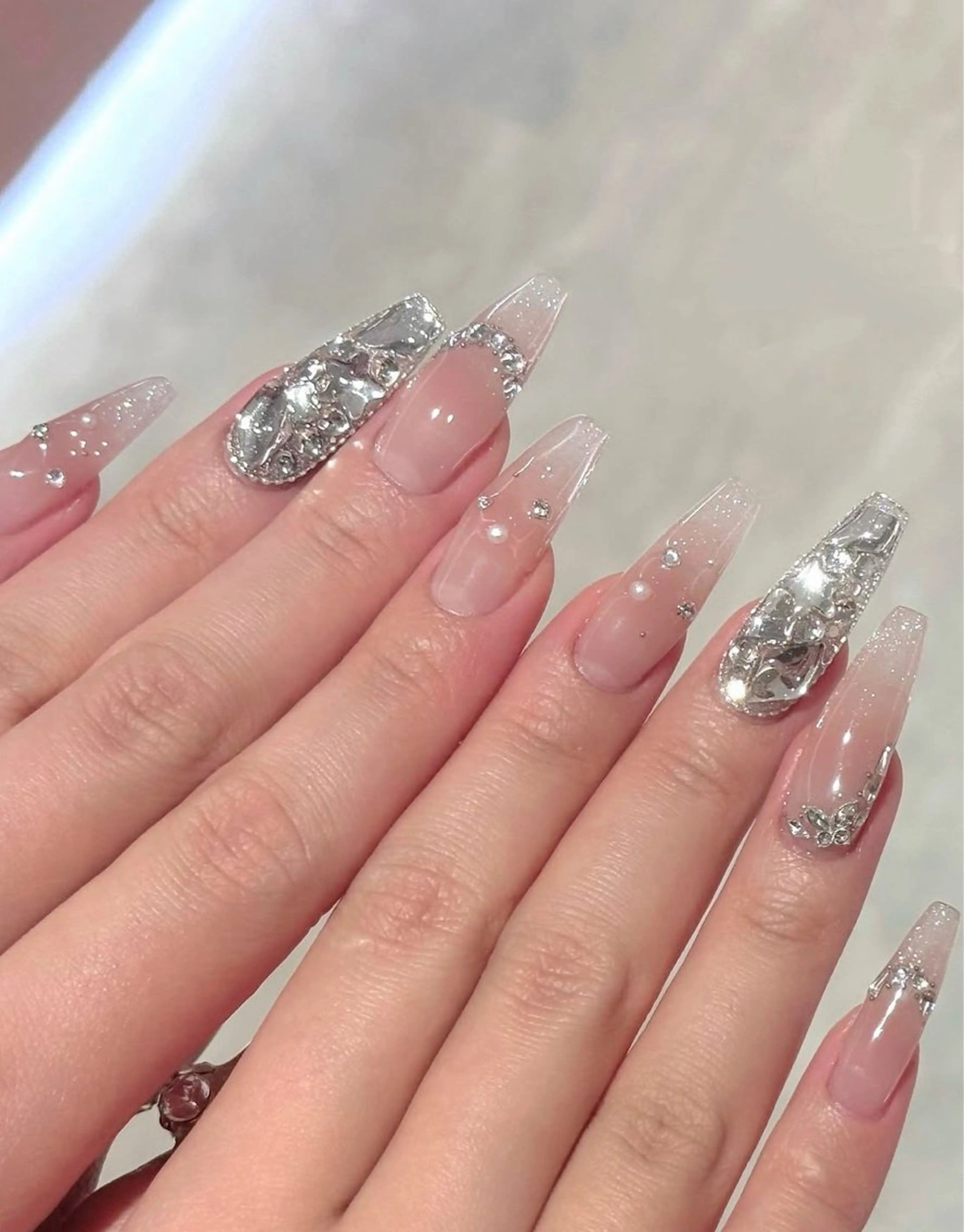 ネイル ハンドネイル ハンドケア flower nail salon所属・あや✨🌸長さだし カワイイ系ピンク専門のネイルデザイン
