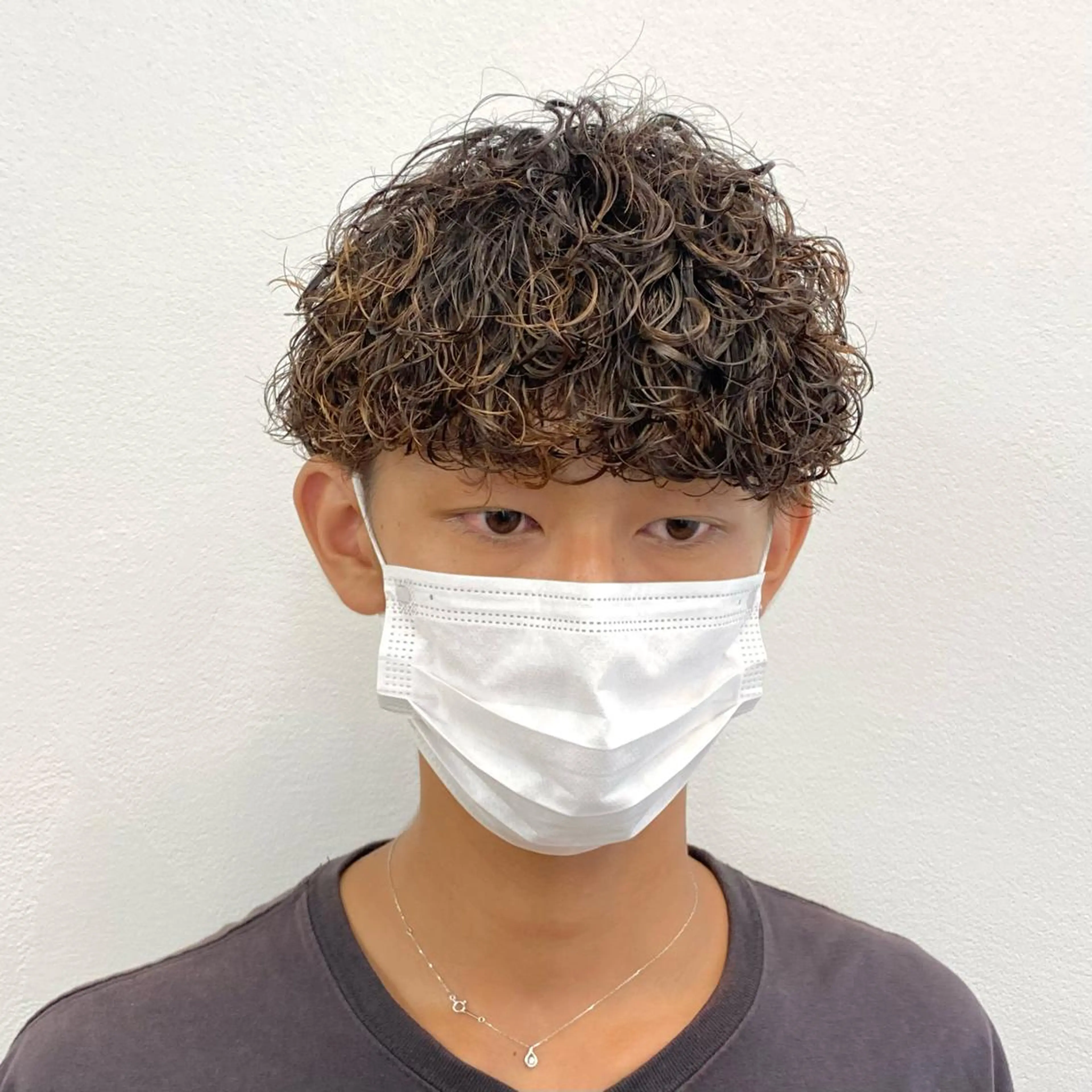 ショート パーマ メンズ カット パーマ 33【SASA】OSAKA【ササ】所属・✂︎メンズパーマ✂︎ 伊藤秀真のヘアスタイル