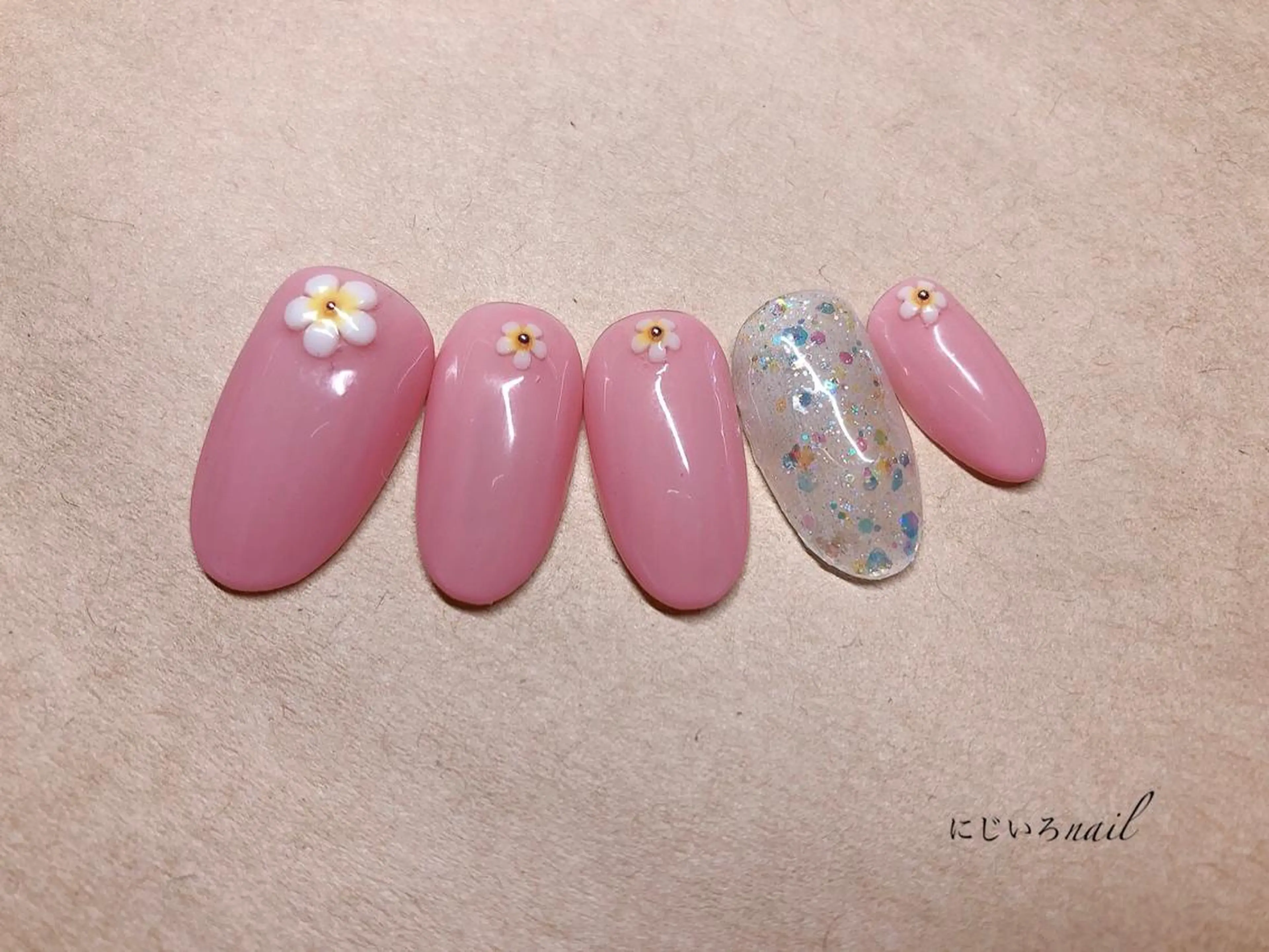 ネイル にじいろ nailのネイルデザイン