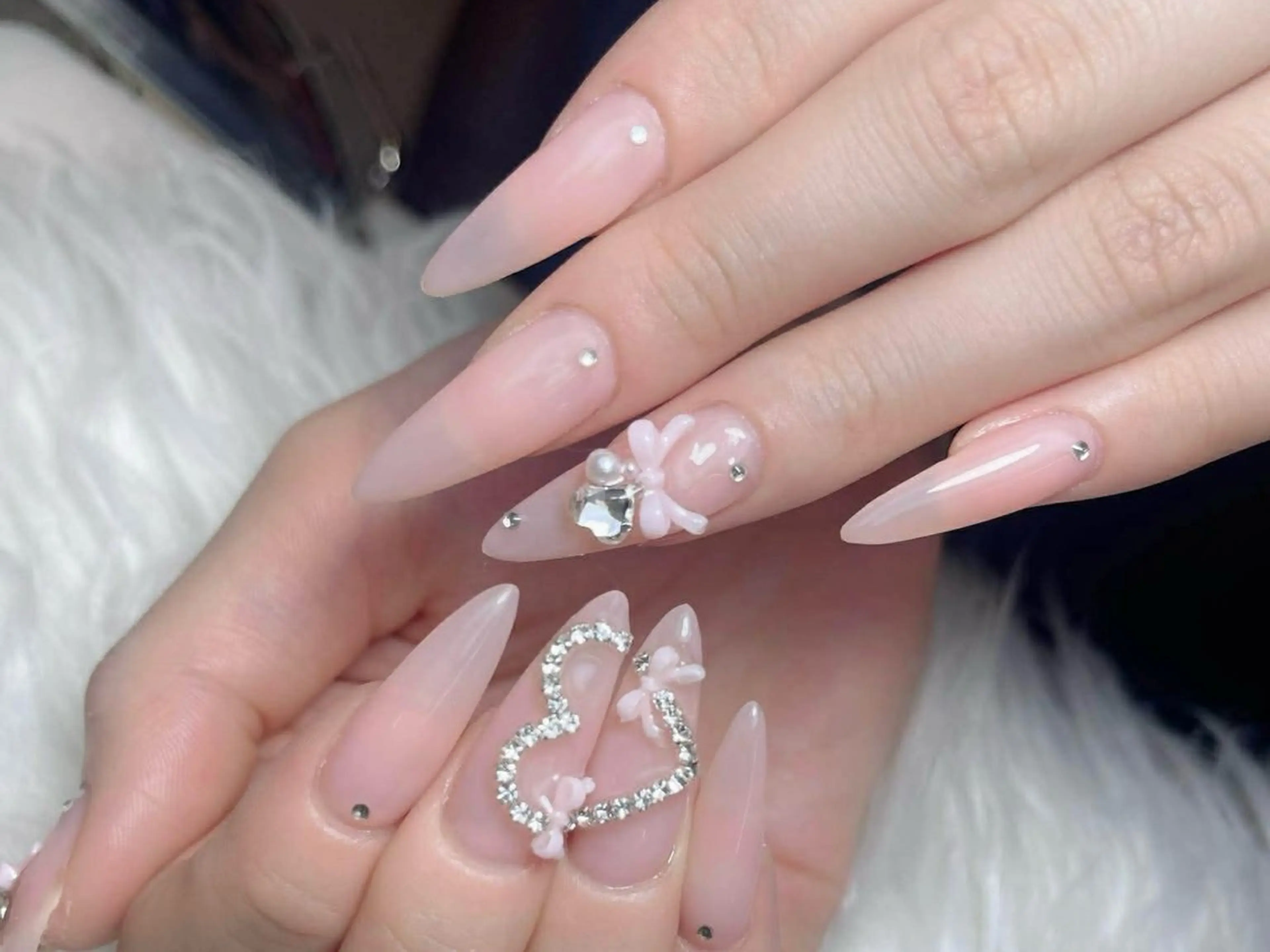 ネイル オーロラネイル チークネイル フットネイル フレンチネイル 韓国ネイル ハンドネイル Lumi Nailのネイルデザイン