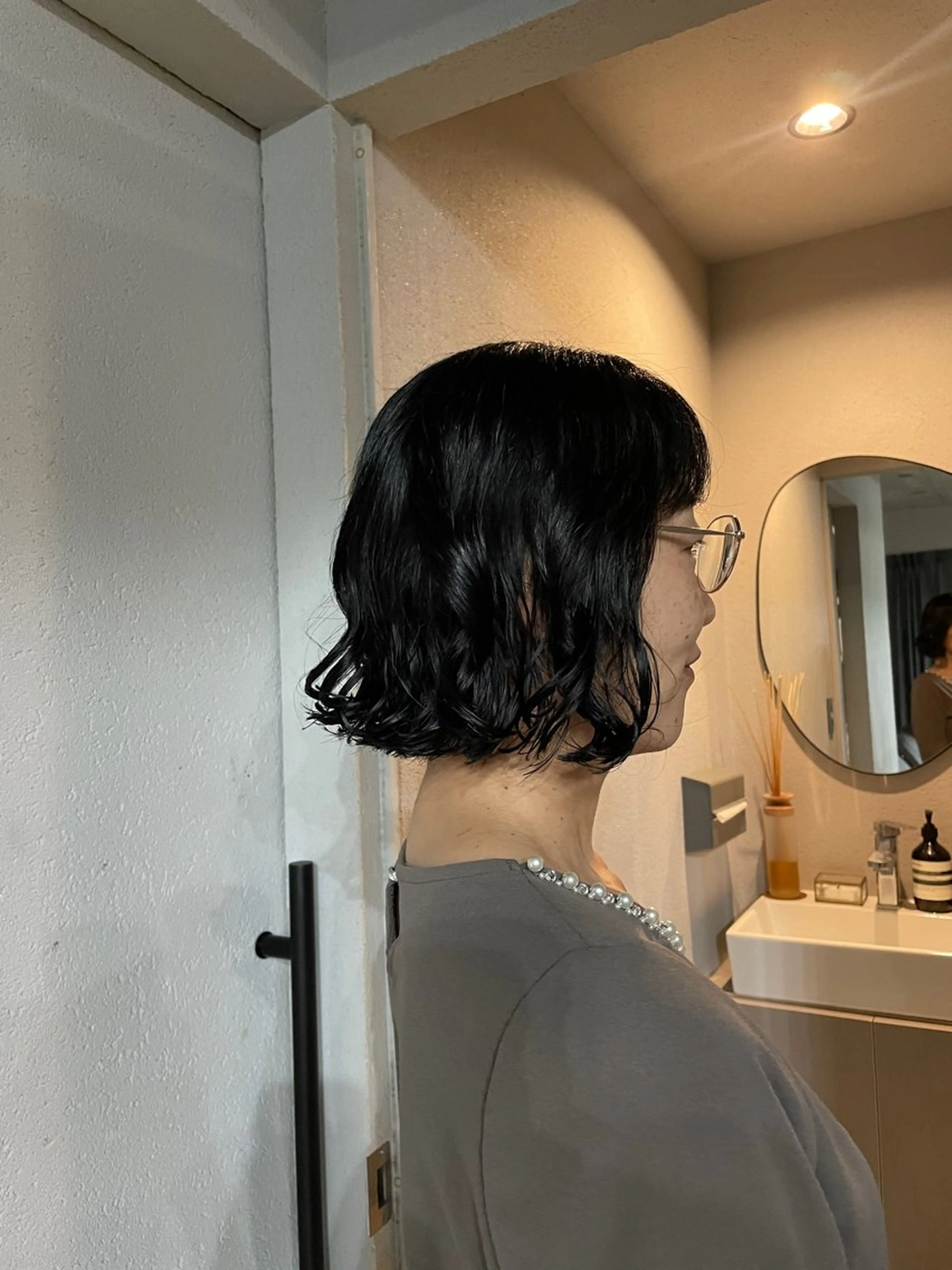 ミディアム カラー パーマ カット ヘアカラー トリートメント 表参道/髪質改善・ 透明感 colorのヘアスタイル