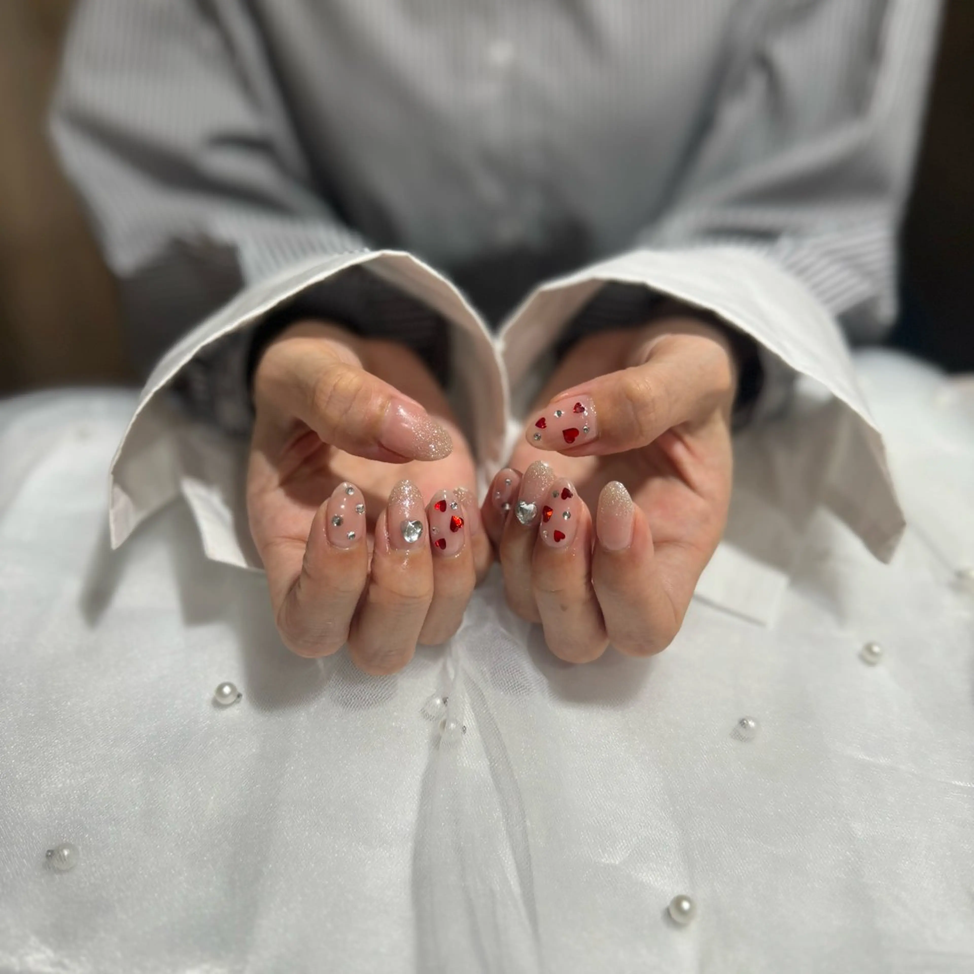 ネイル グラデーション ハート シルバー ハンドネイル 💫fein. nail💫のネイルデザイン