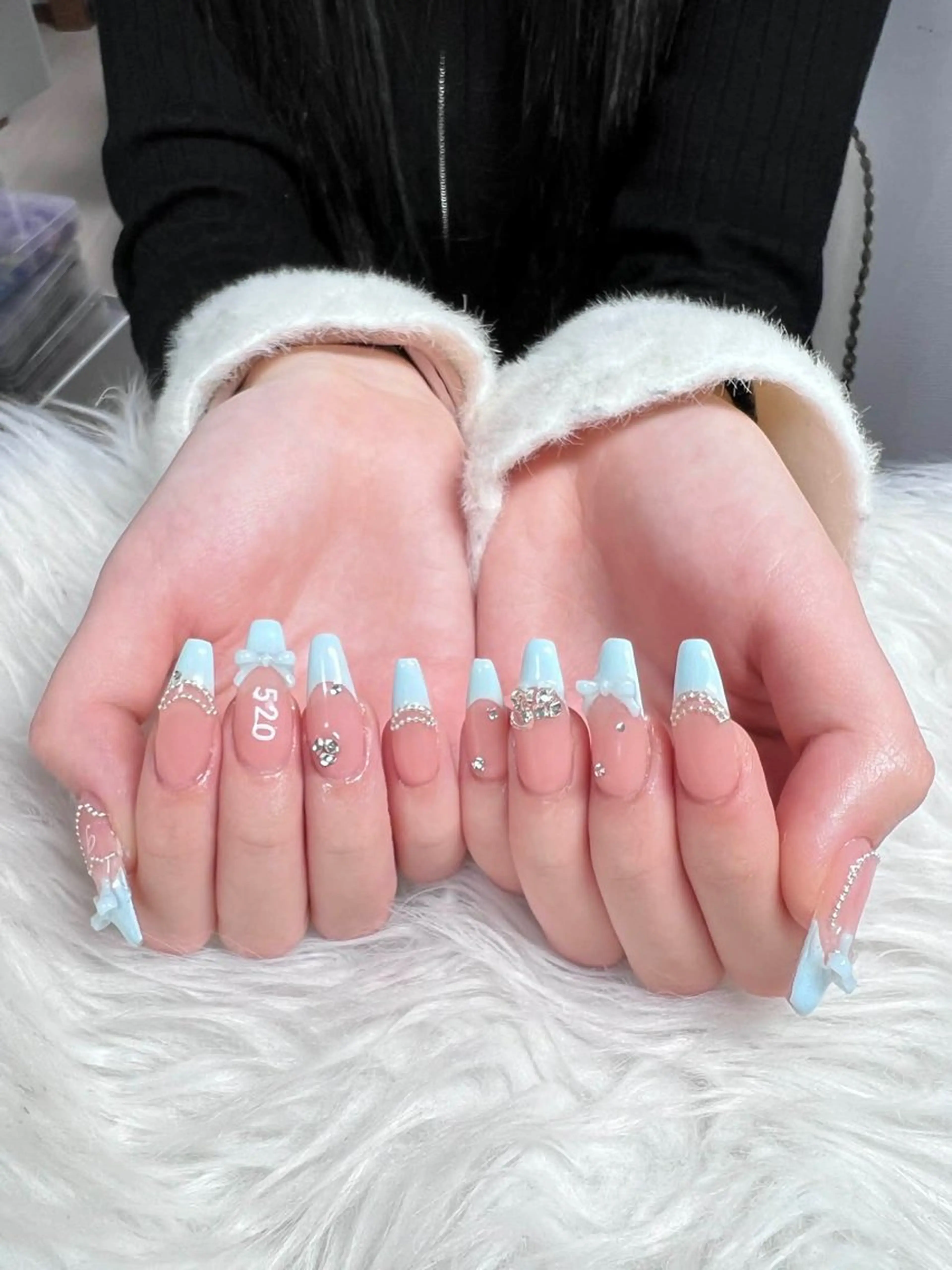 ネイル アートネイル ボルドー フレンチネイル ジェルネイル 氷ネイル・うるうるネイル ハンドネイル H.baby Nail Salonのネイルデザイン