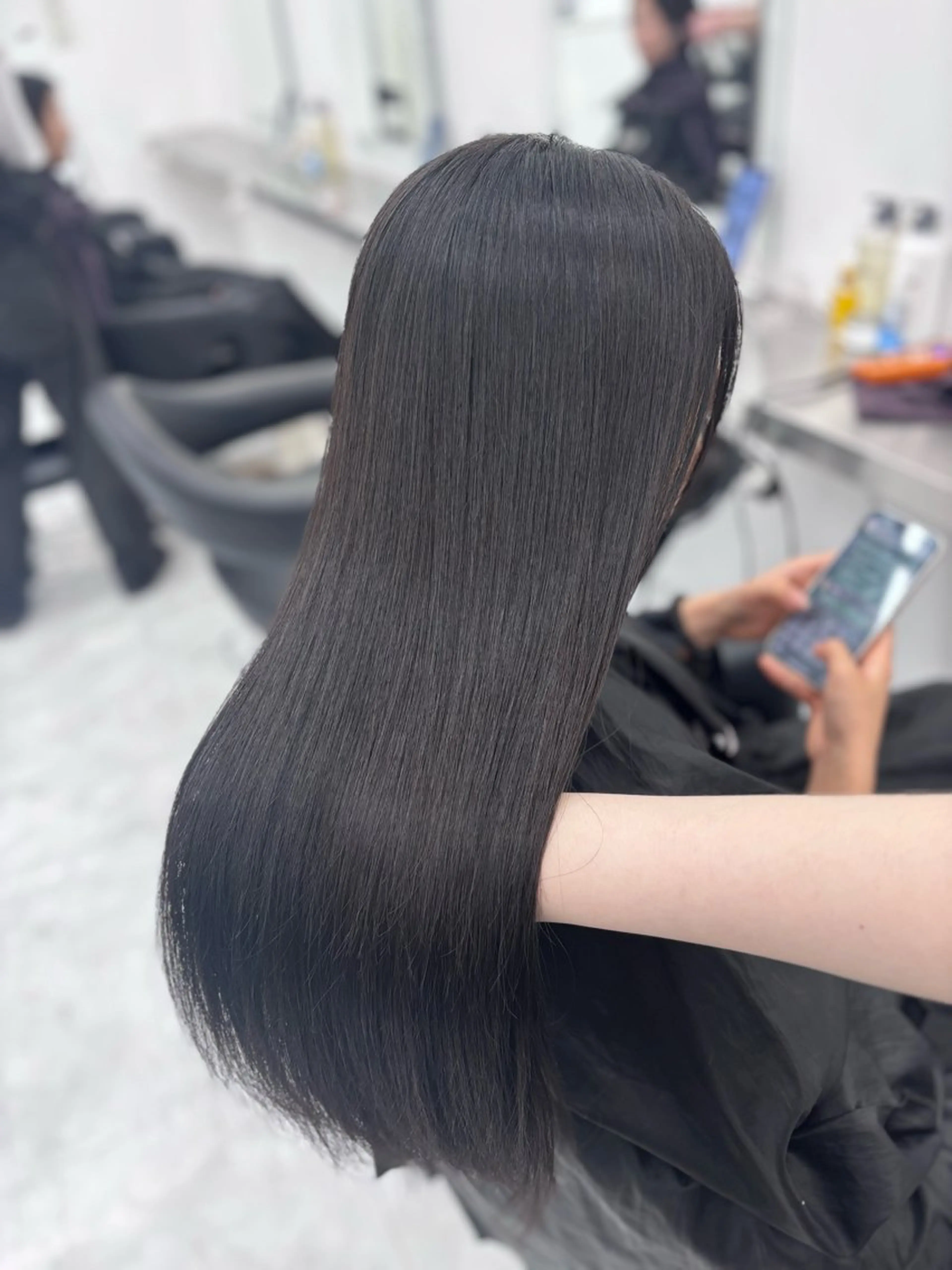 ロング カラー ヘアカラー トリートメント 韓国風暗髪ヘア🤍 🫧MIREIのヘアスタイル