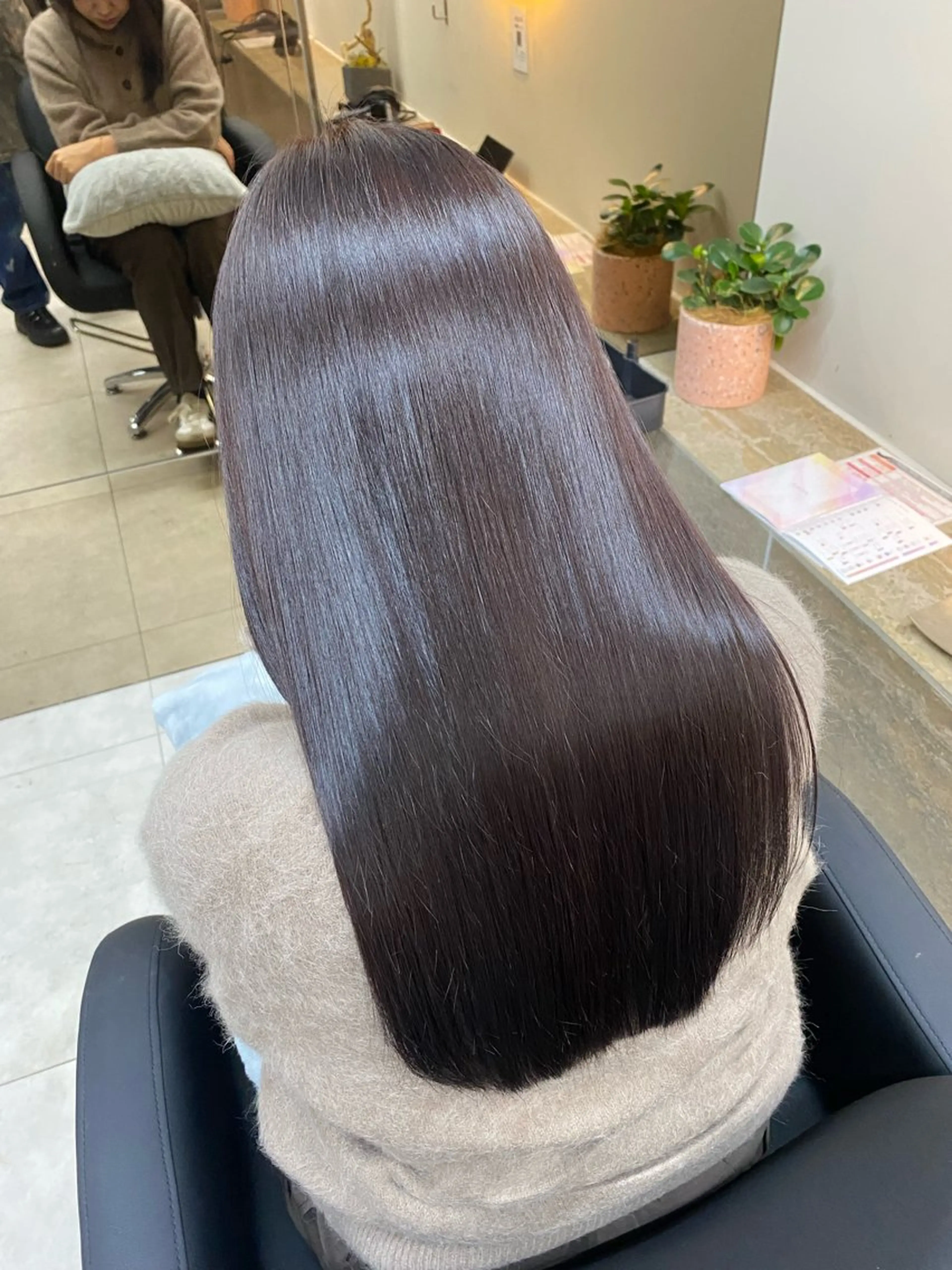 ロング カラー ヘアカラー トリートメント 「似合わせ/髪質改善 《ワタル》」のヘアスタイル