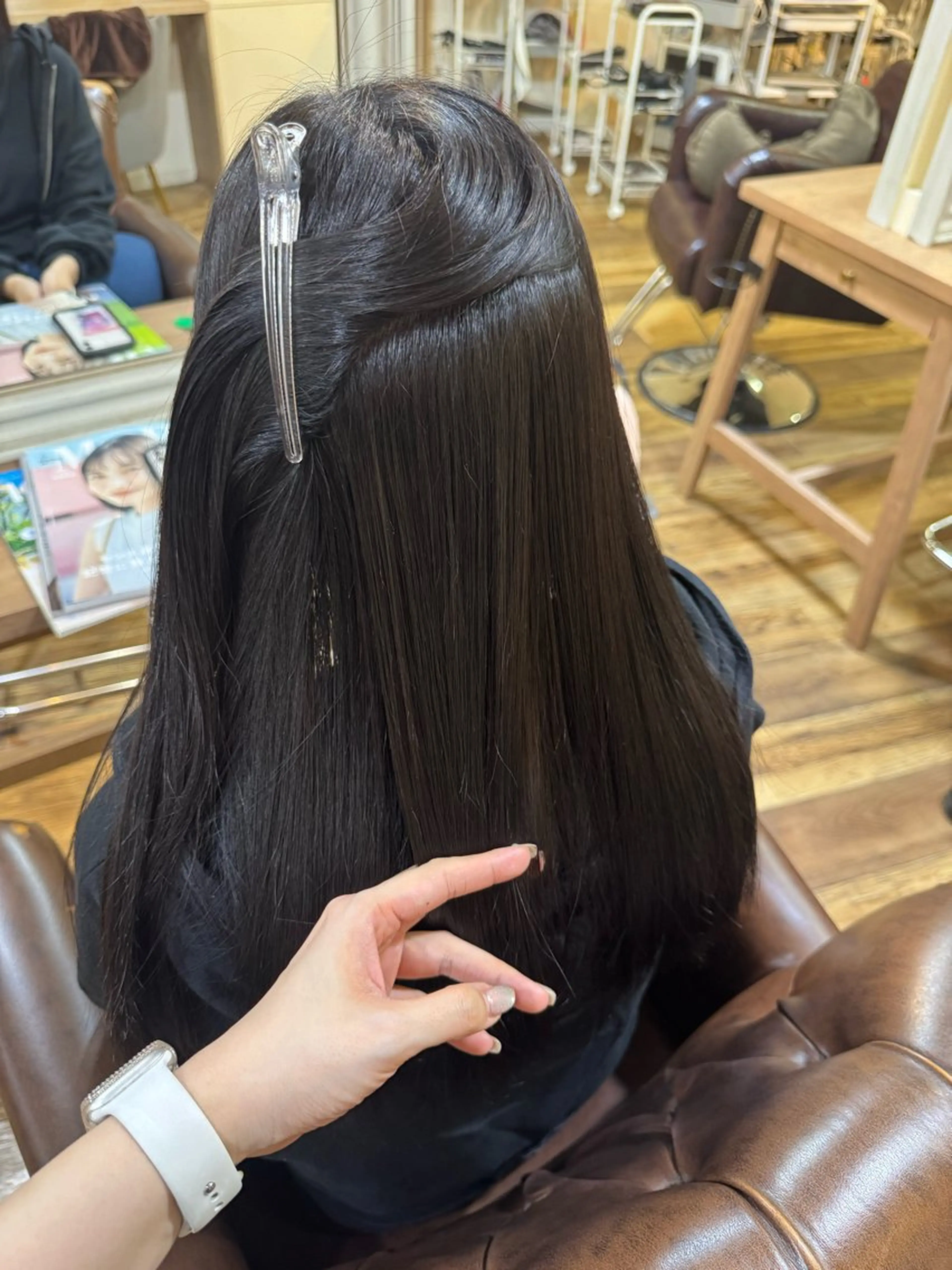 ロング prier×kew hair所属・柴田 秋樺のヘアスタイル