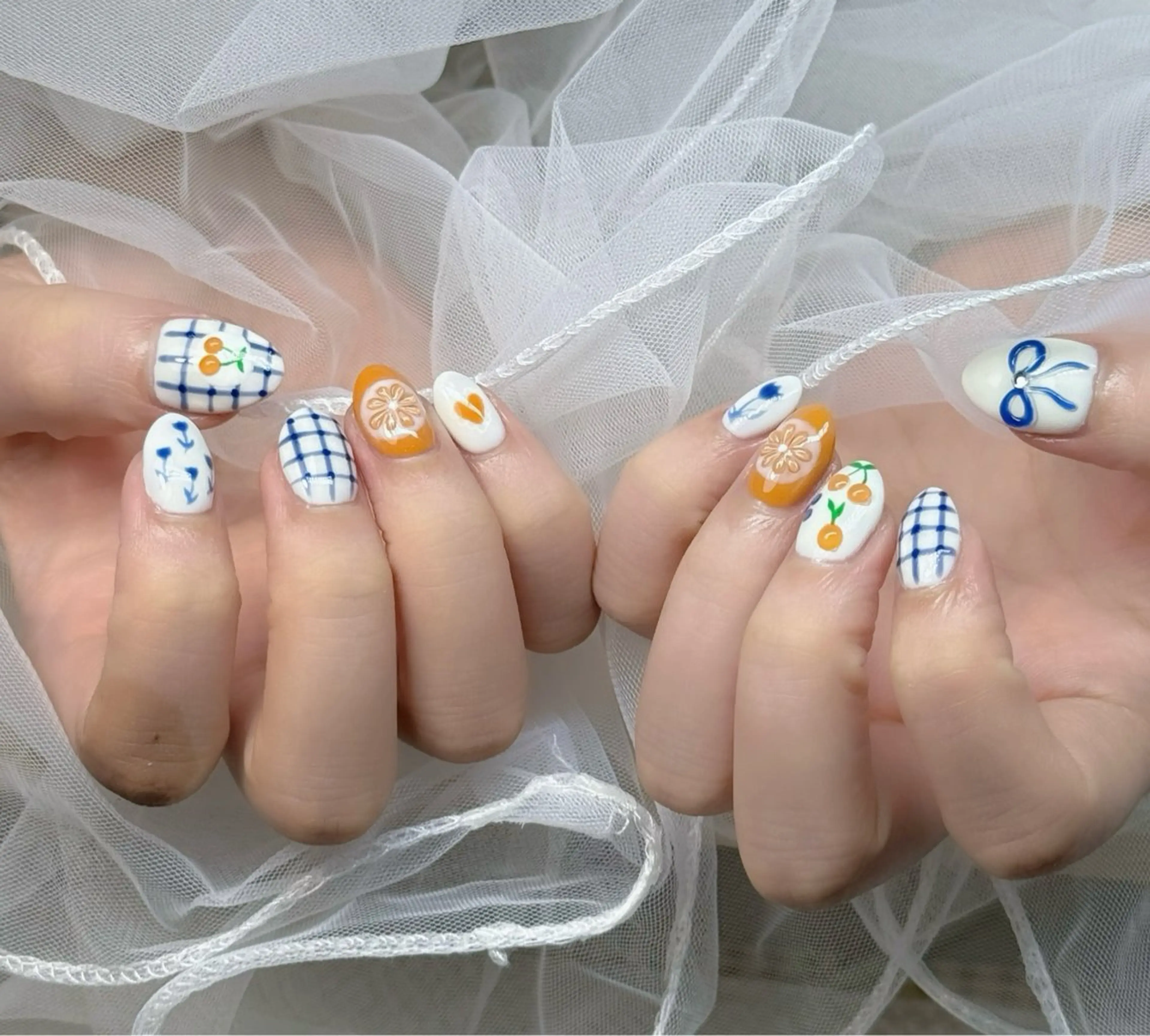 ネイル オーロラネイル ブルー チークネイル フットネイル フレンチネイル ハンドネイル HANA.NAILS所属・HANA.NAILS 自宅サロンのネイルデザイン