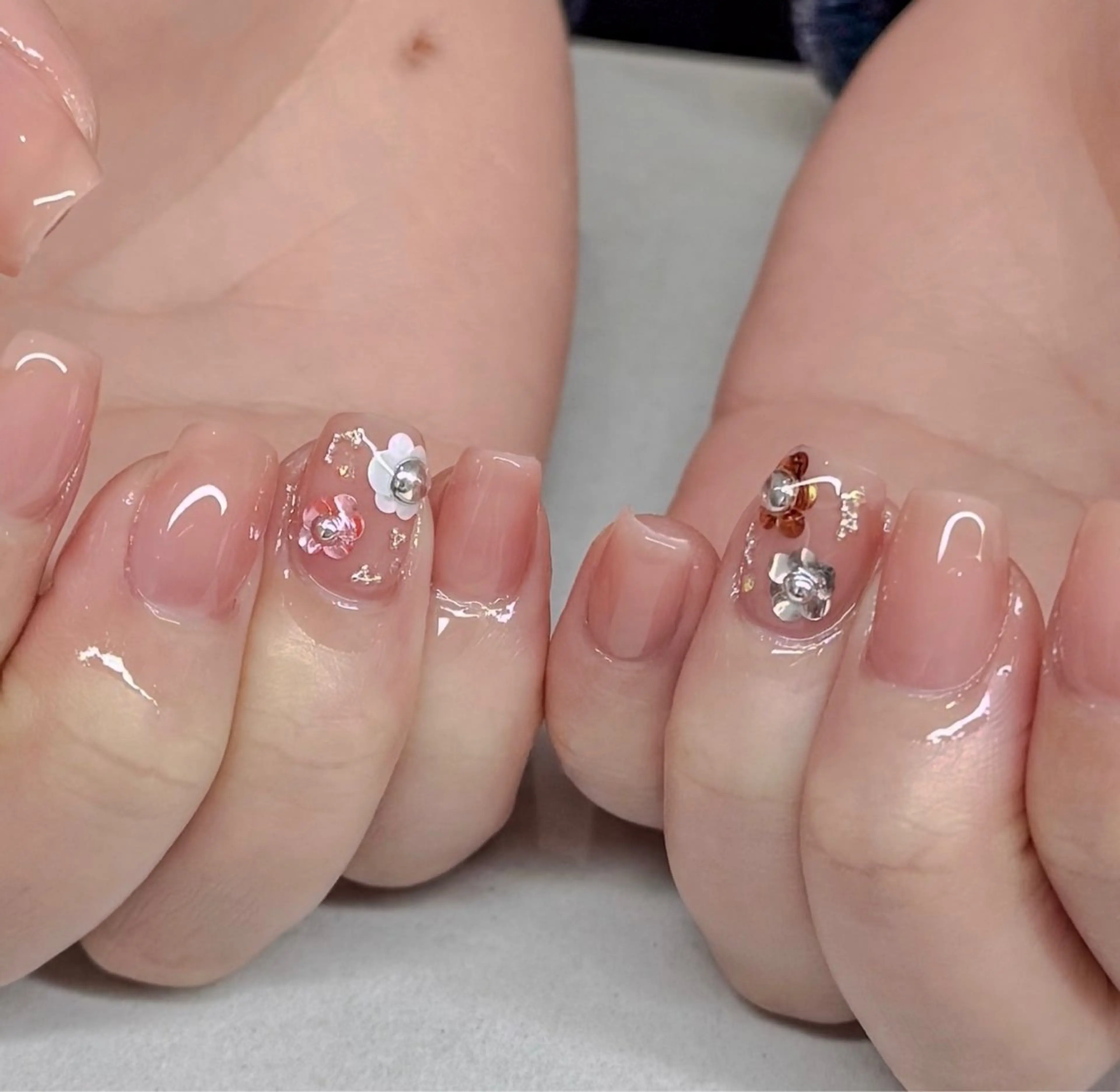 ネイル ワンカラーネイル ストーンネイル num-fi Aiのネイルデザイン