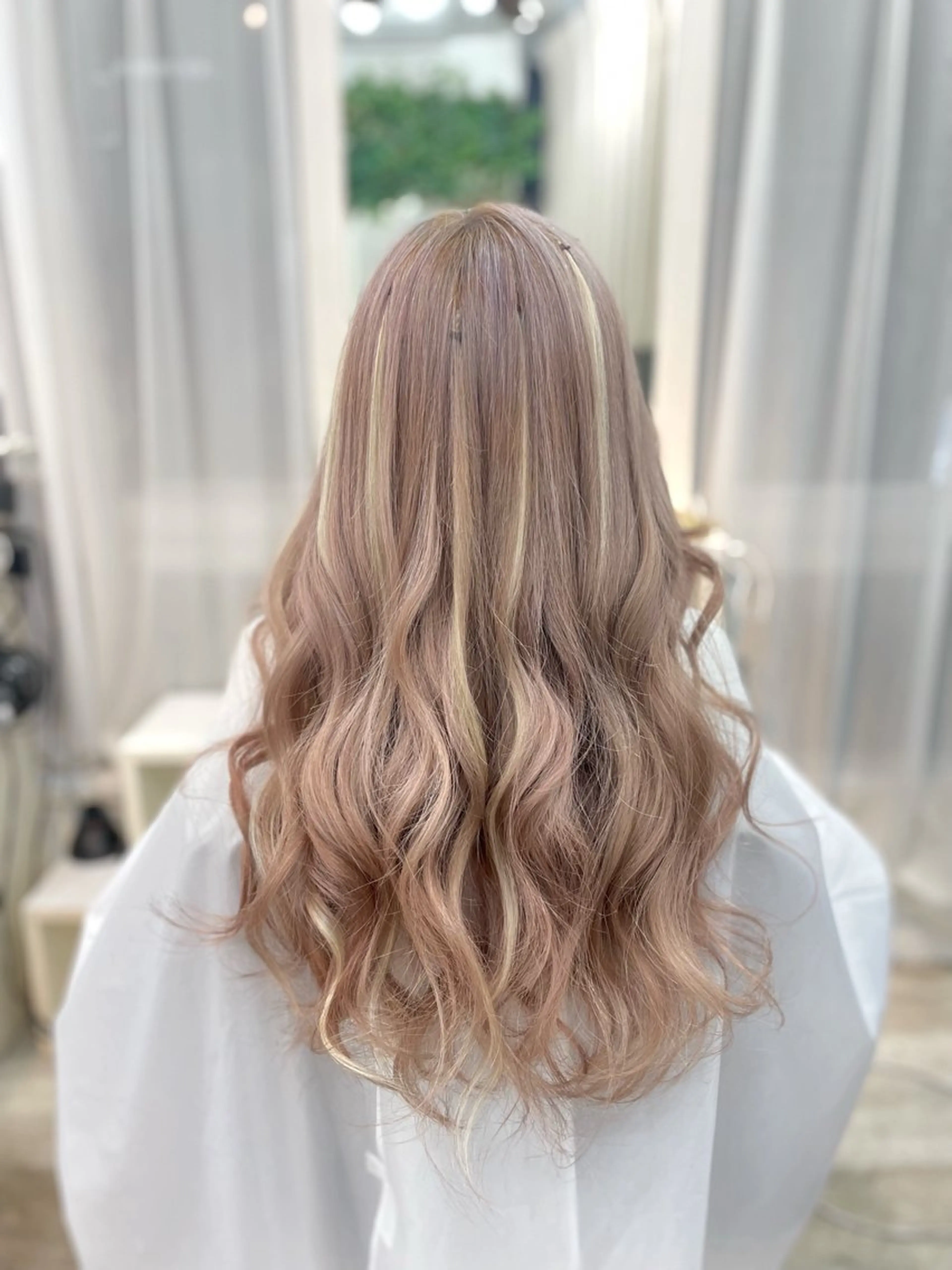 ロング カラー ヘアカラー ヘアセット 韓国ヘア🤍髪質改善 🇰🇷AKANEのヘアスタイル