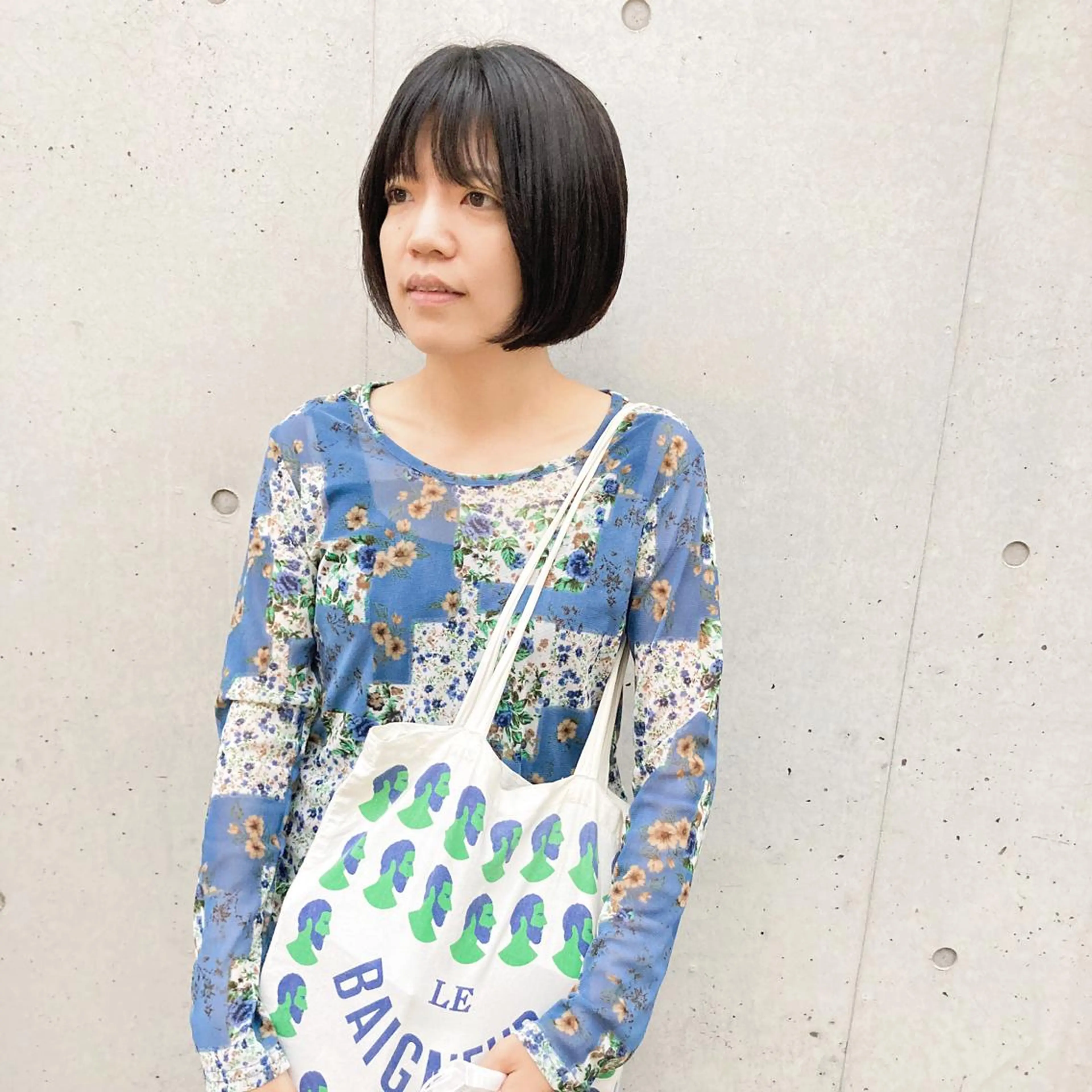 ショート ボブ 金田 夏野のヘアスタイル