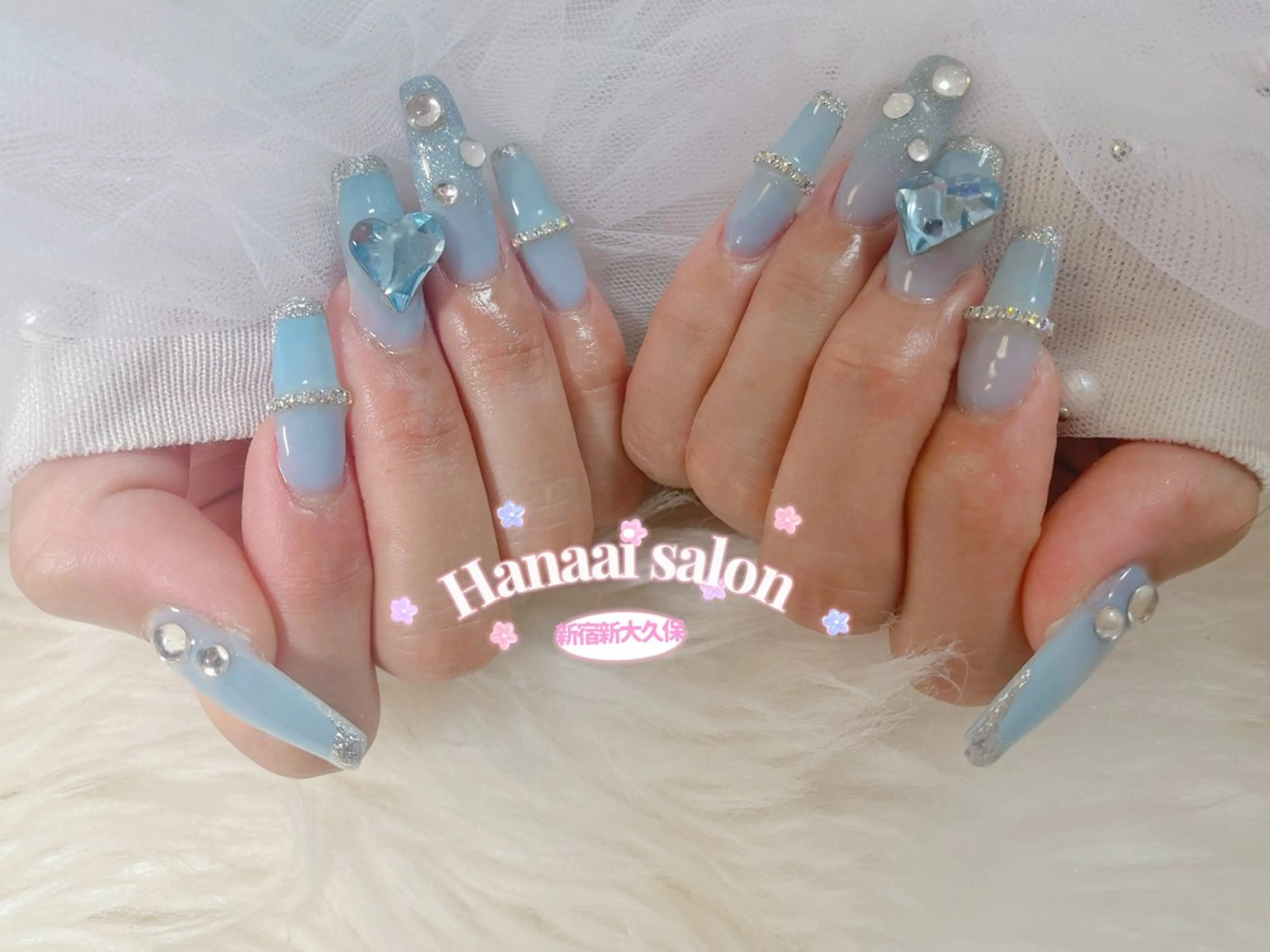 セミロング ハンドネイル Hanaai Salon新宿店のネイルデザイン