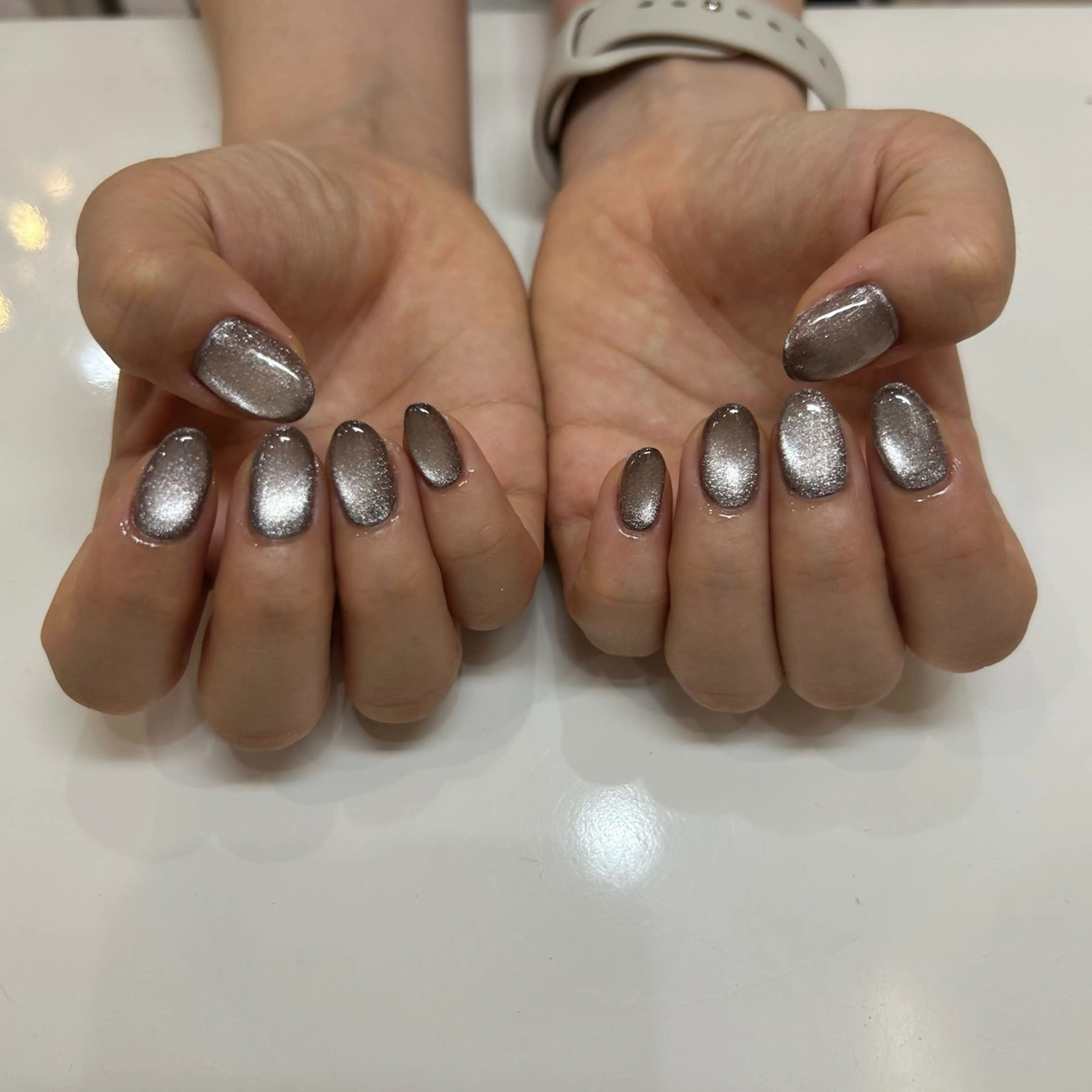 ネイル Raviy福岡店所属・manoka .のネイルデザイン