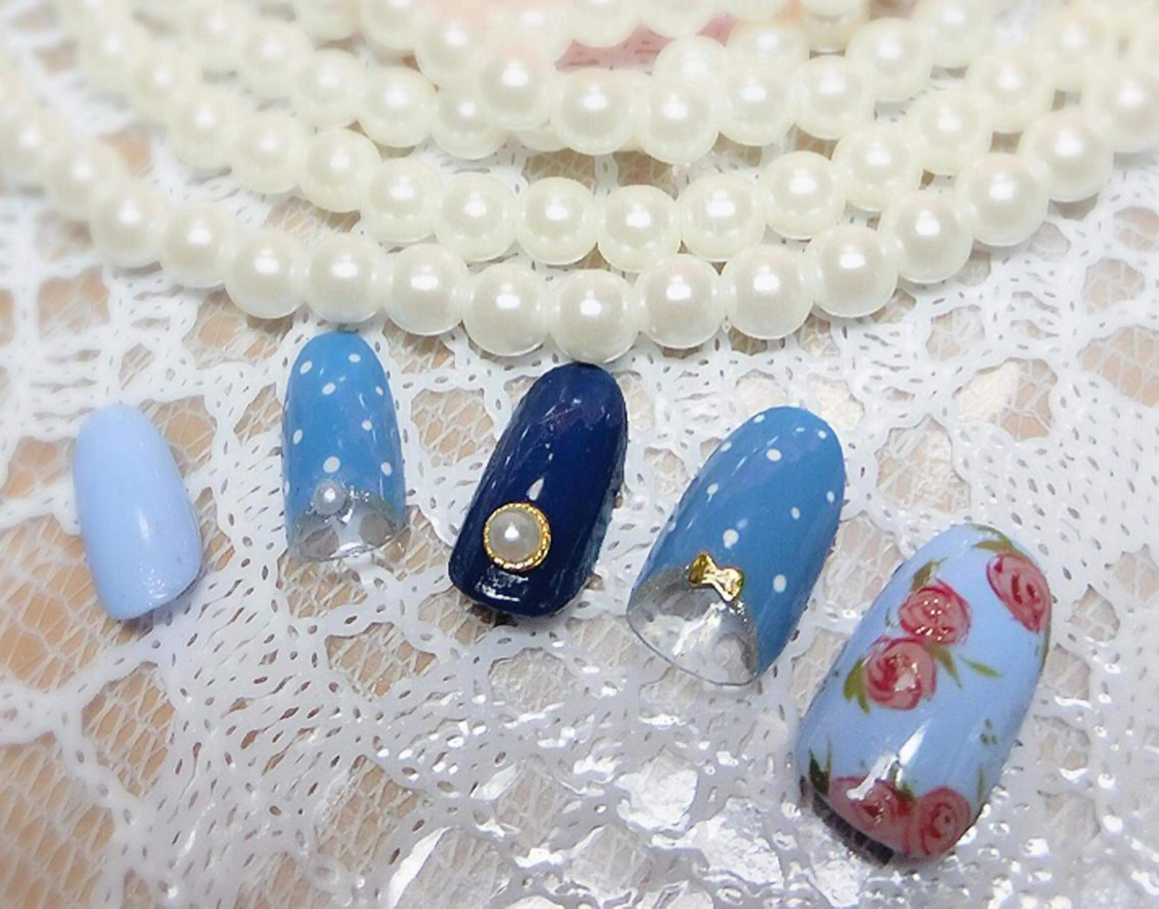 ネイル 🌙都岡 ムーンネイルのネイルデザイン