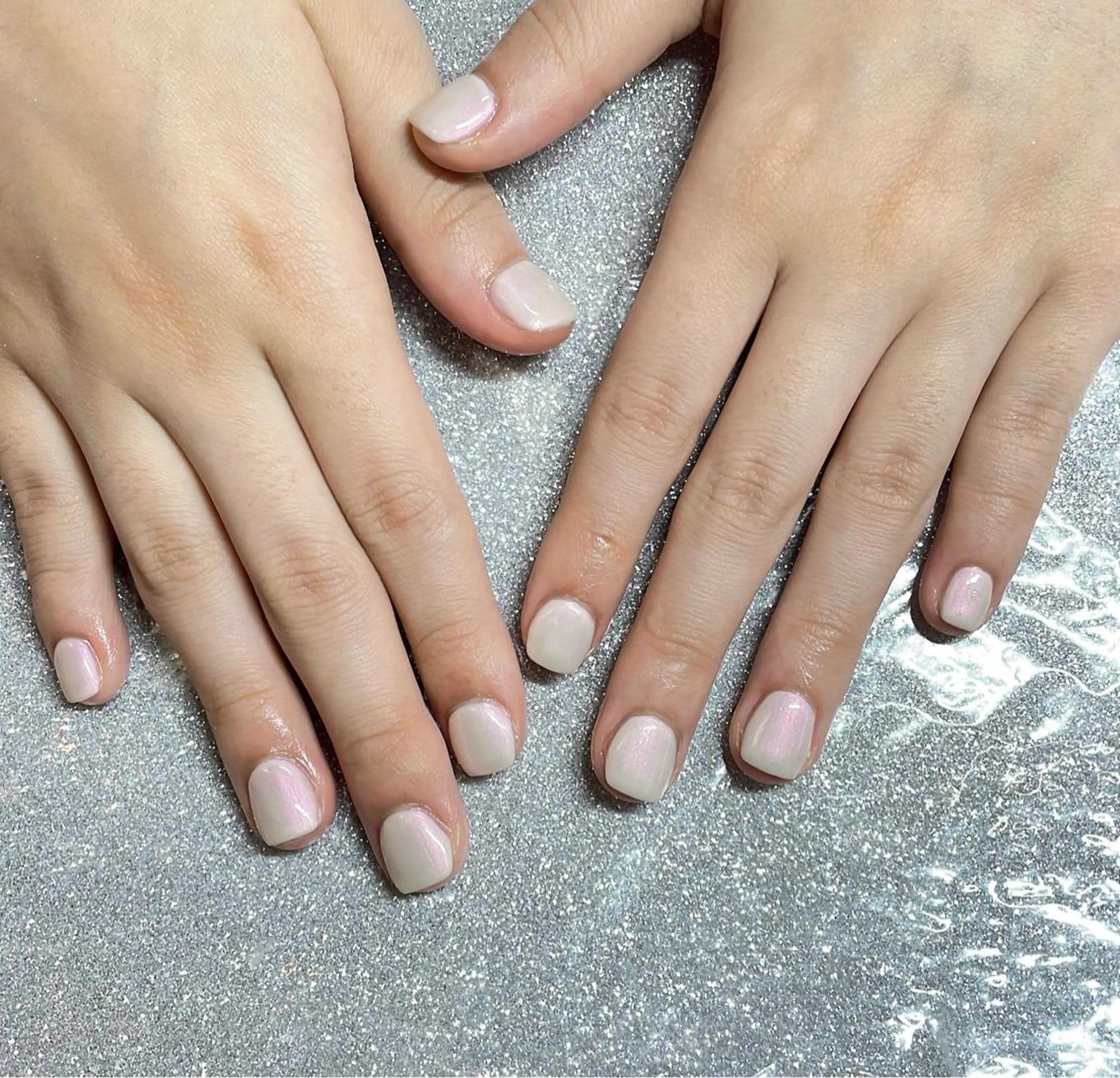 ネイル ハンドネイル VIERU 🌈🎀💖のネイルデザイン