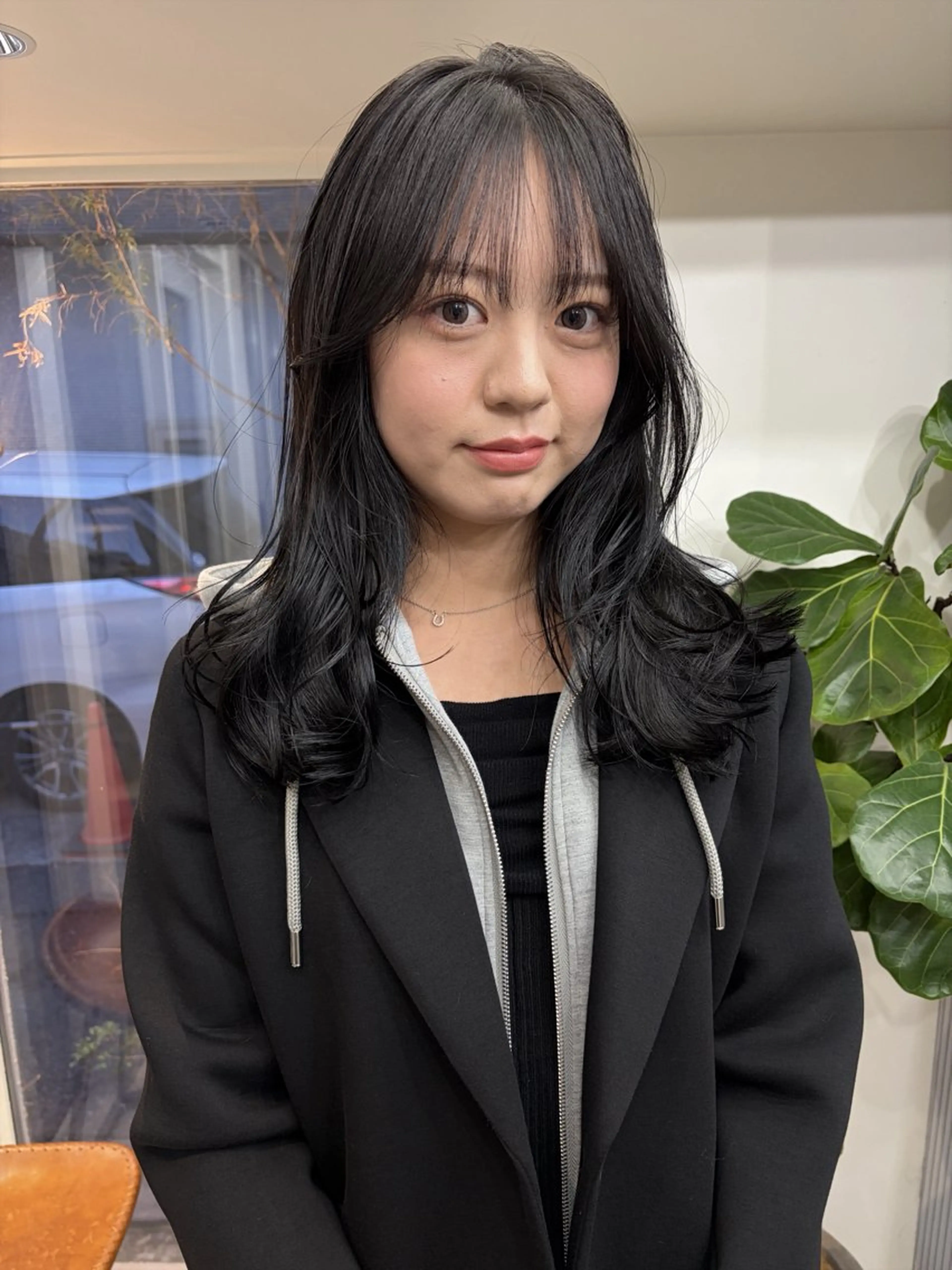 ミディアム カラー 黒髪 ヘアカラー トリートメント 赤み消しカラー/ オリーブ/トモキのヘアスタイル