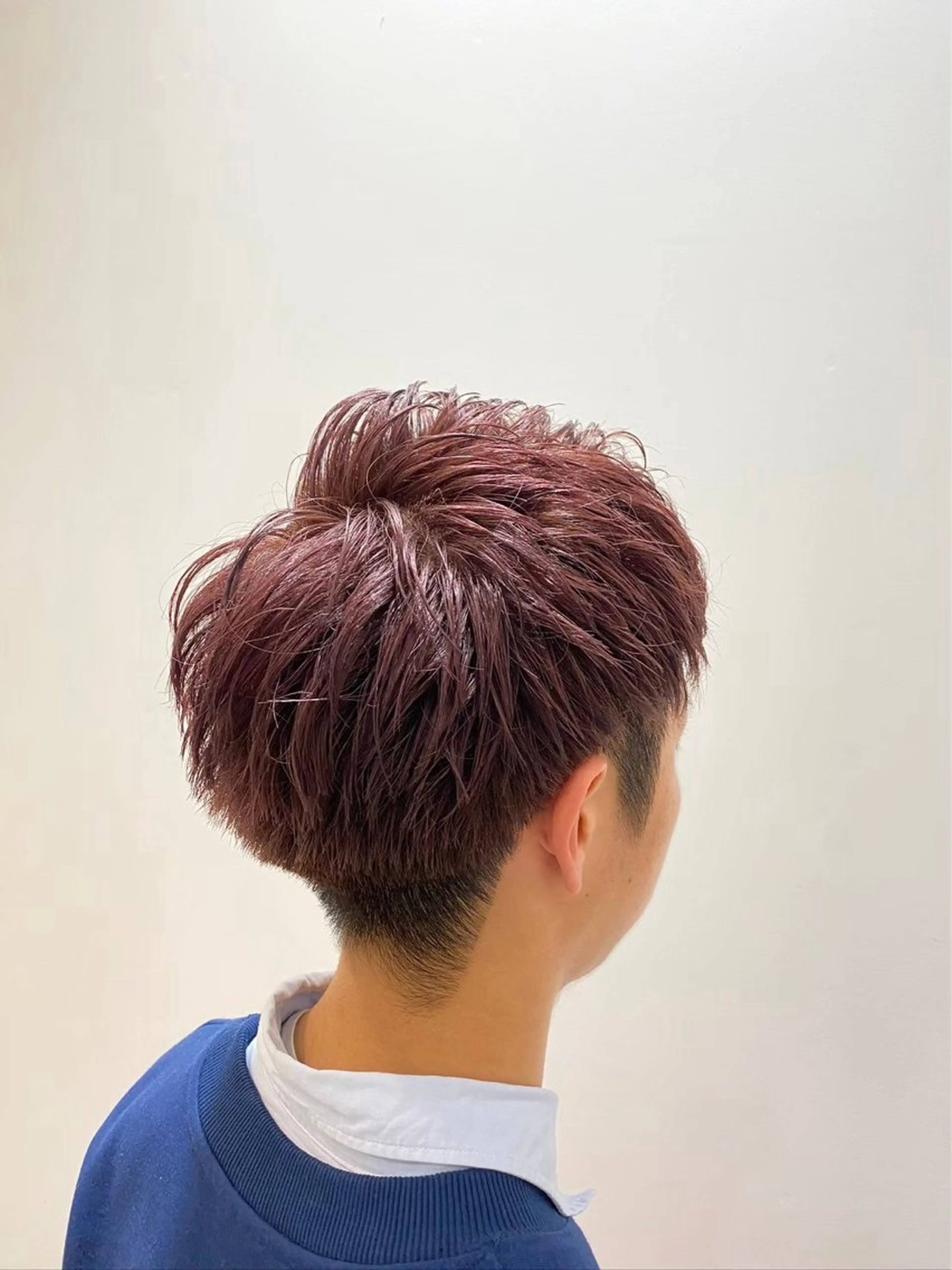 メンズ スガト /ブリーチカラーのヘアスタイル