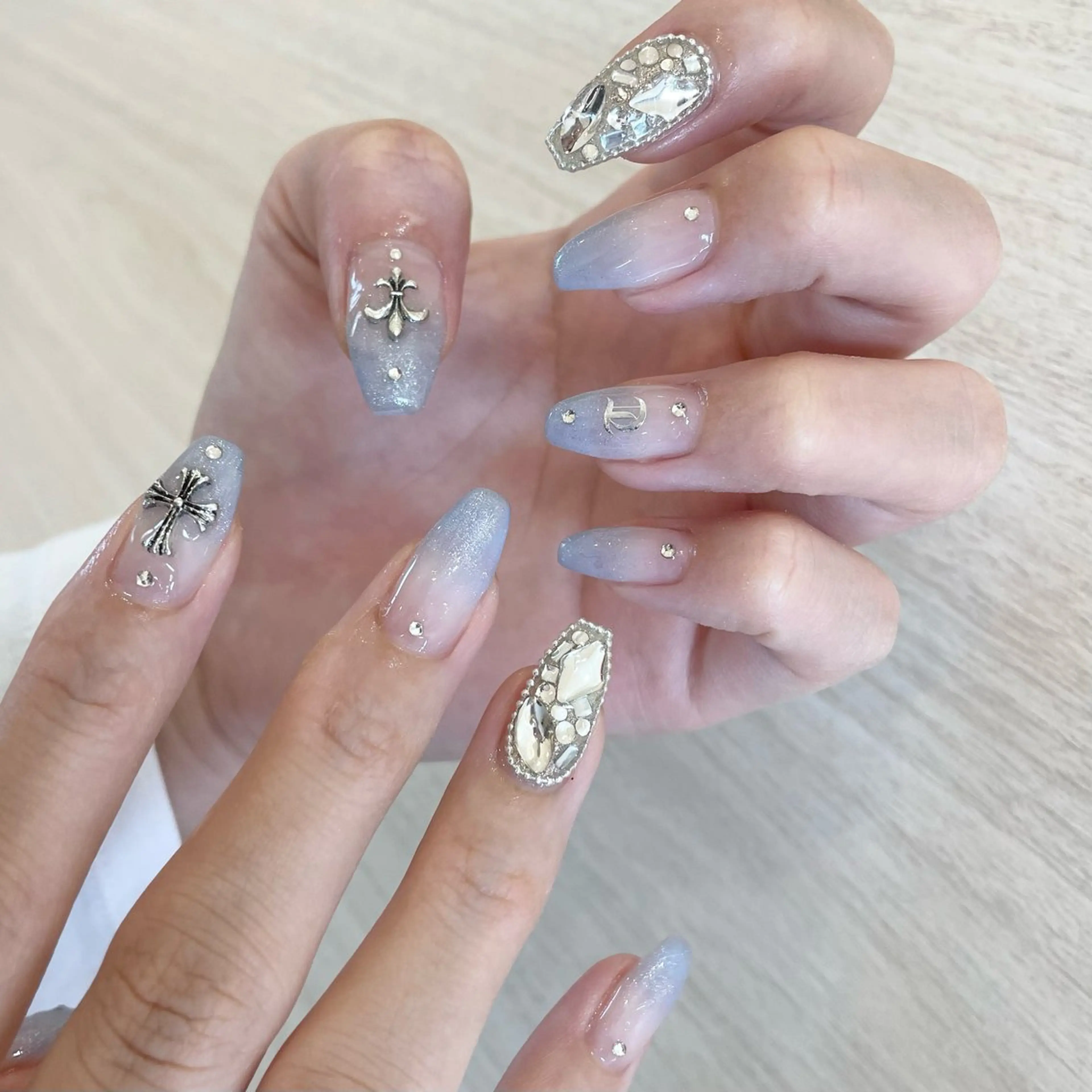 ネイル Nail Salon Gummi.のネイルデザイン