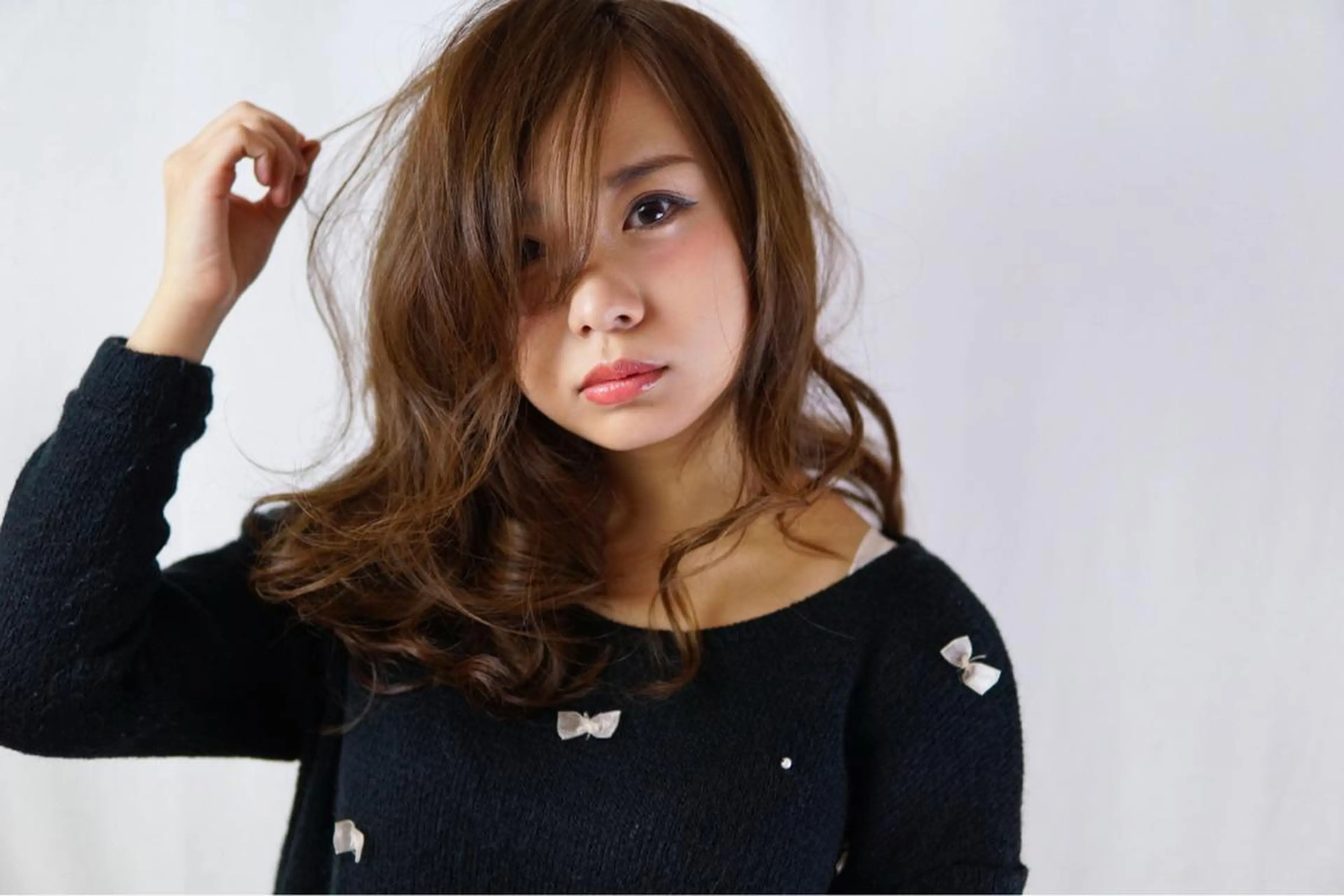 ミディアム セミロング ロング カラー パーマ うざバング 髪質改善、エクステ 山口卓哉のヘアスタイル