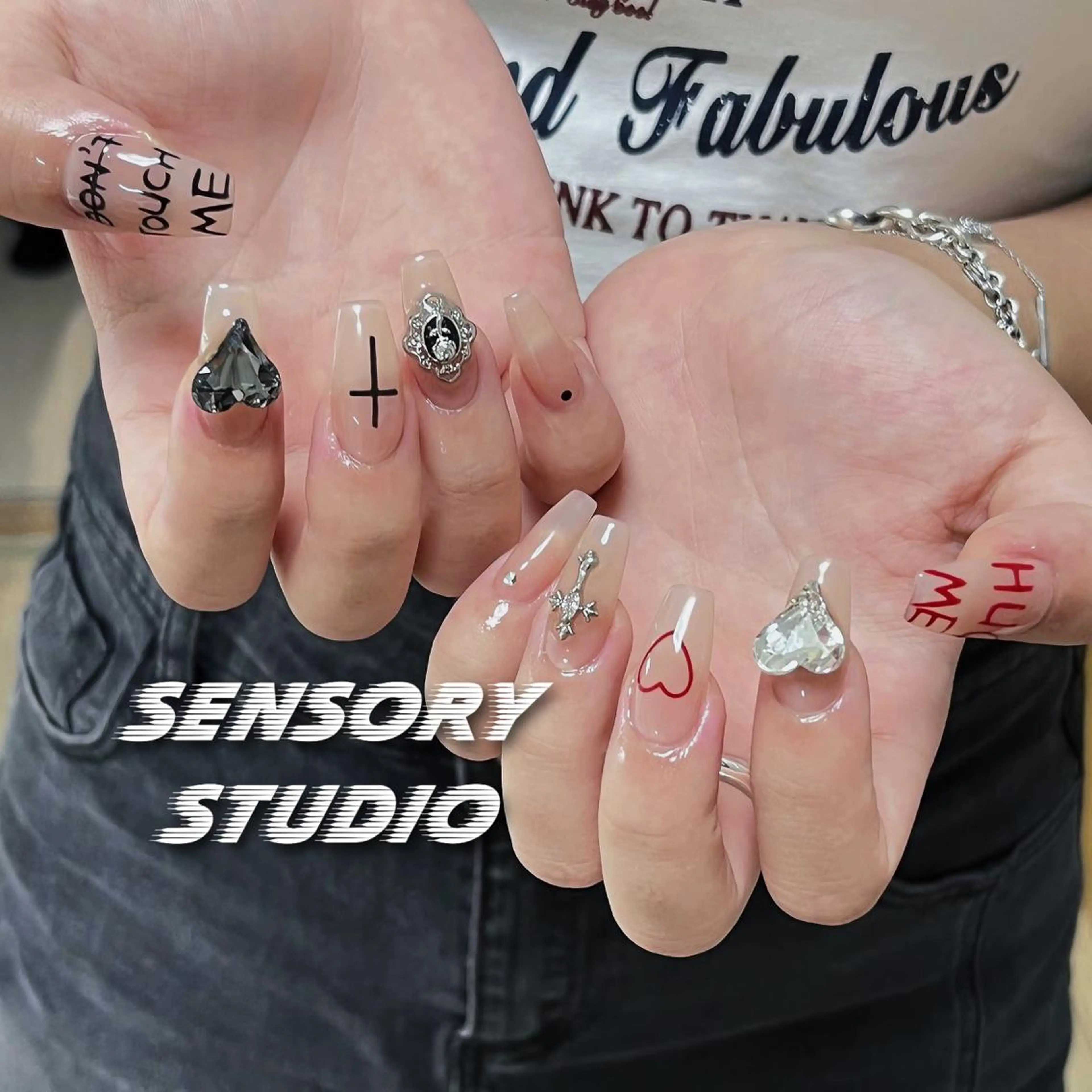 ネイル ジョ ジョのネイルデザイン