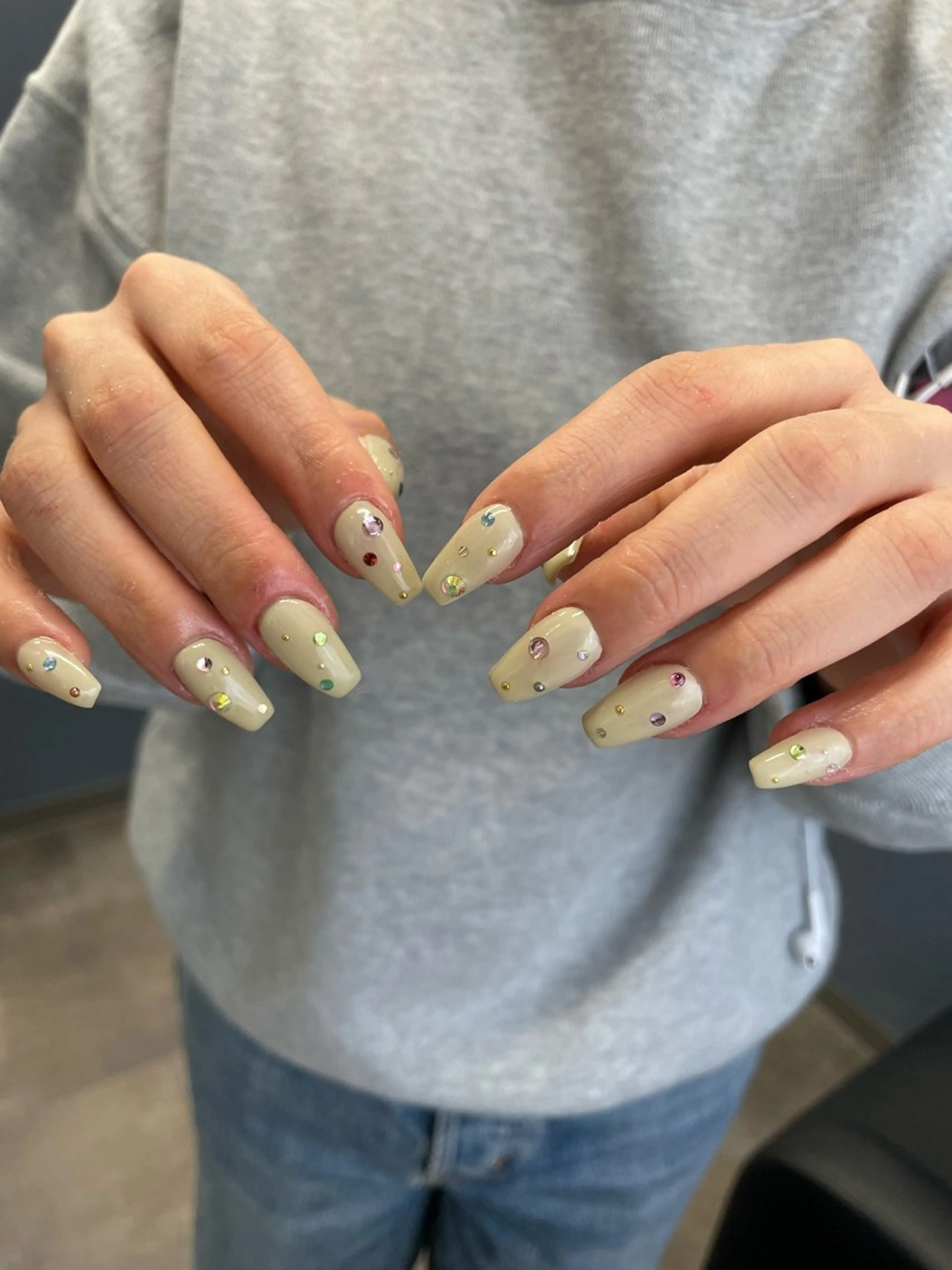 ネイル ハンドネイル SAKI momo京橋のネイルデザイン