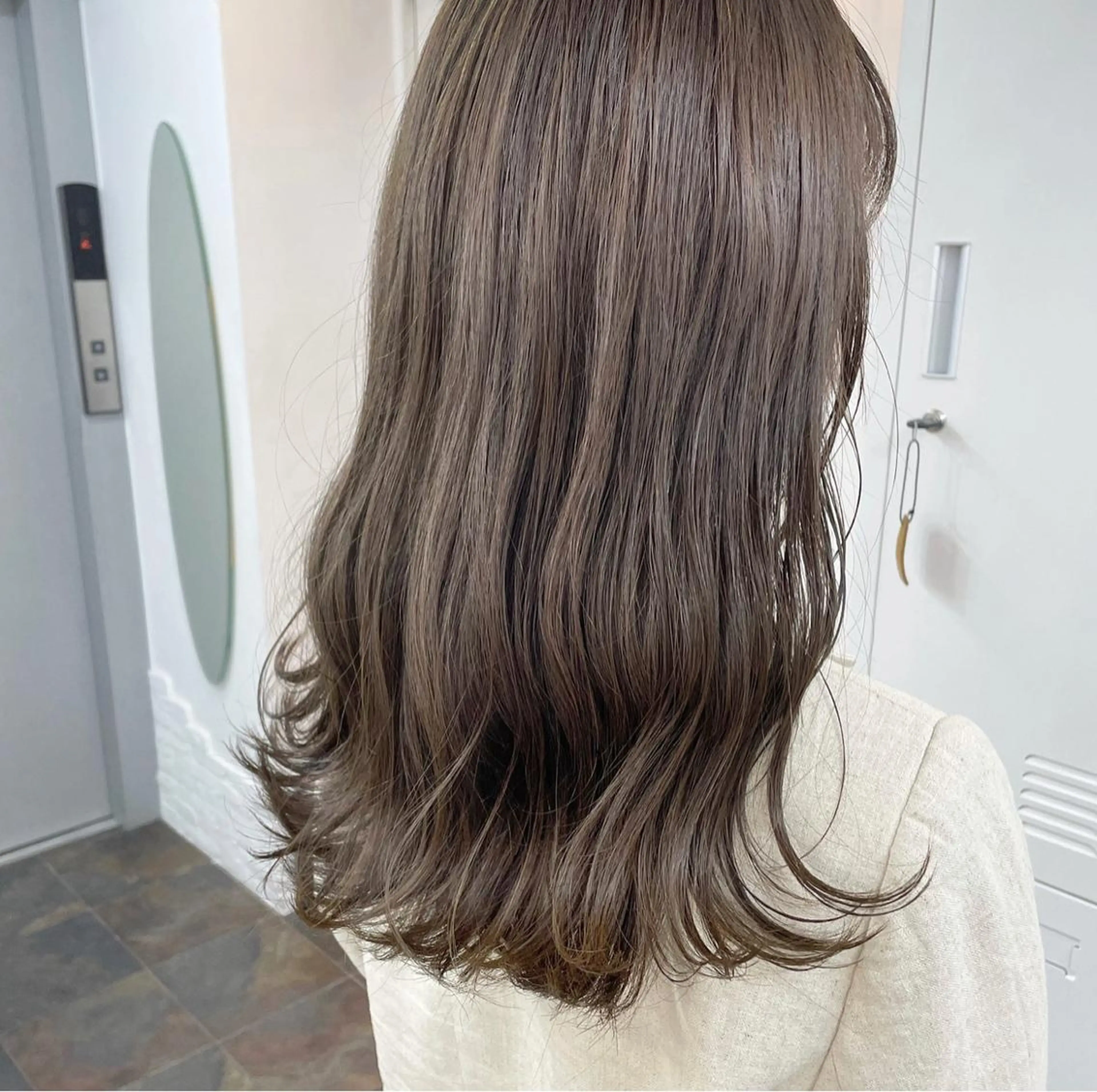 セミロング ヘアカラー トリートメント 🌼たけや みのり🌿のヘアスタイル